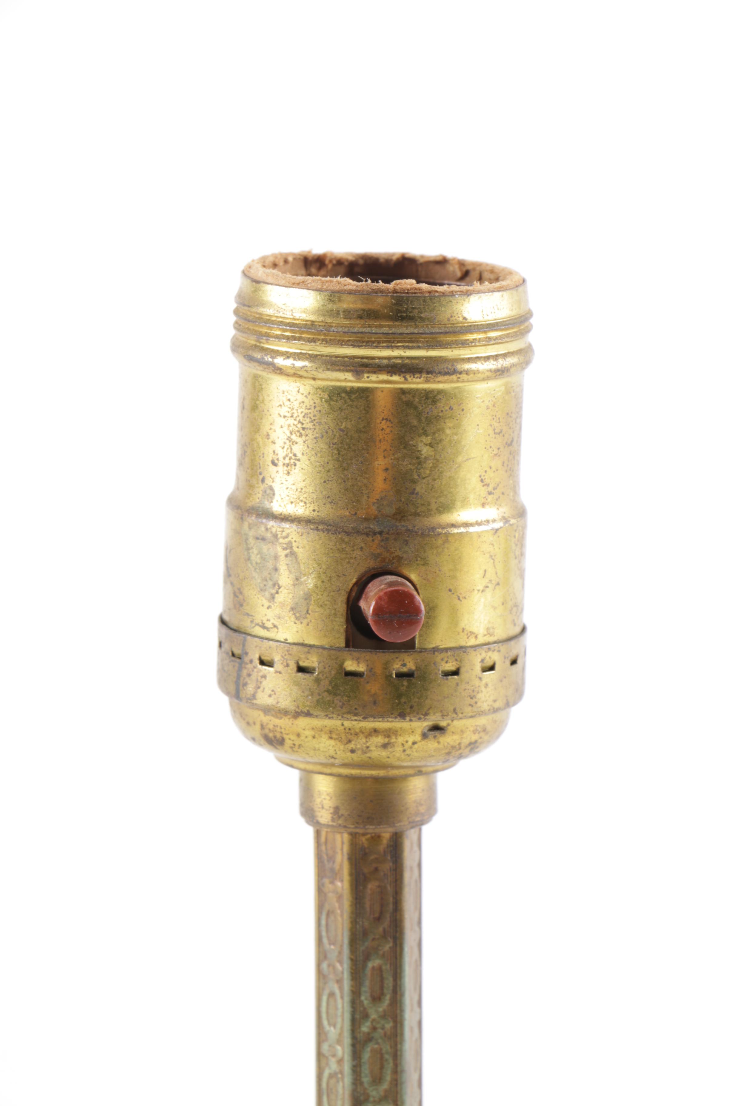 Tulip Style and Agate Lamp