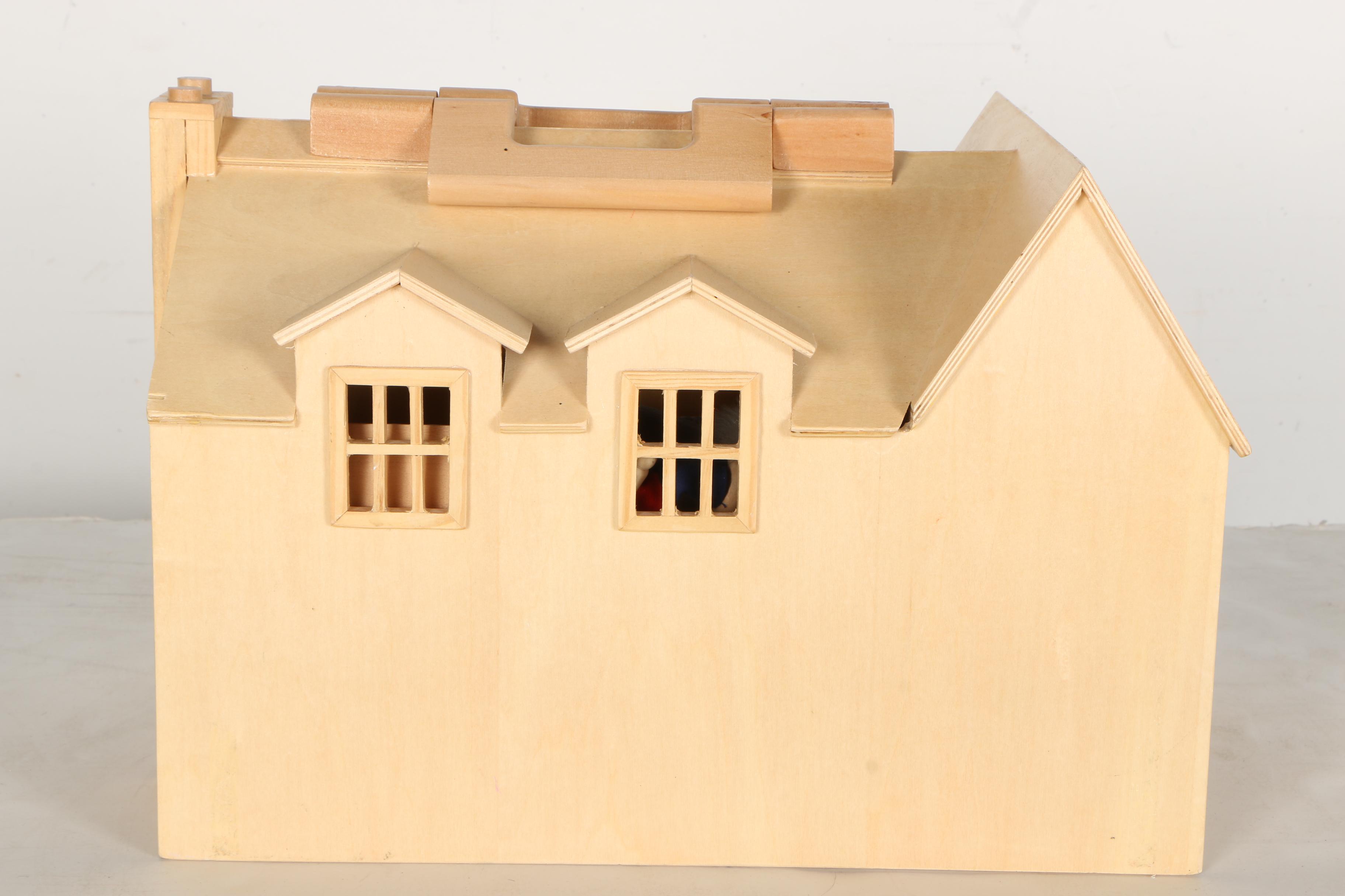 Melissa & Doug Fold & Go Dollhouse