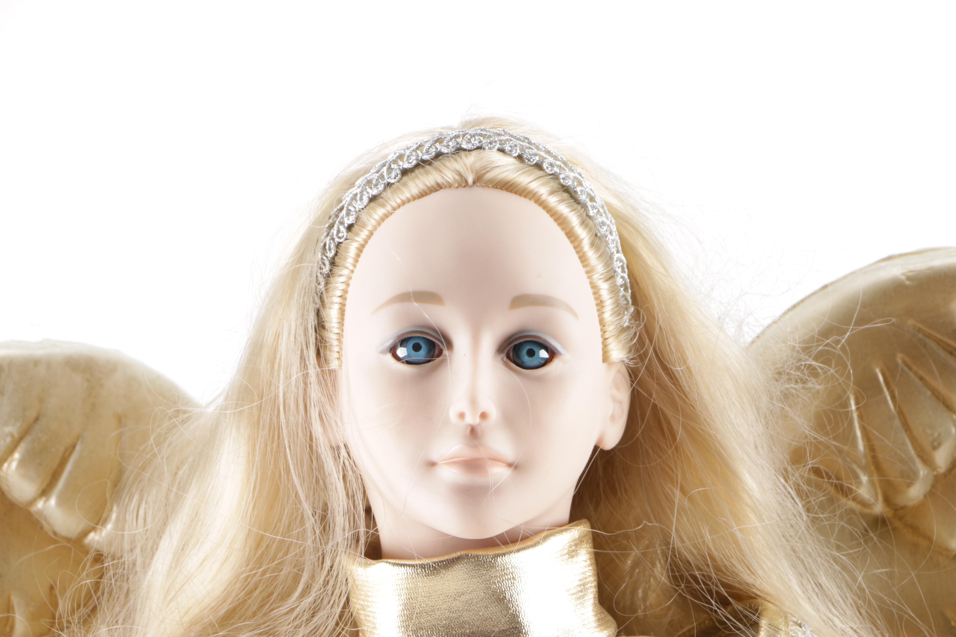 1993 Holiday Creations Electronic "Noel" Christmas Angel Doll