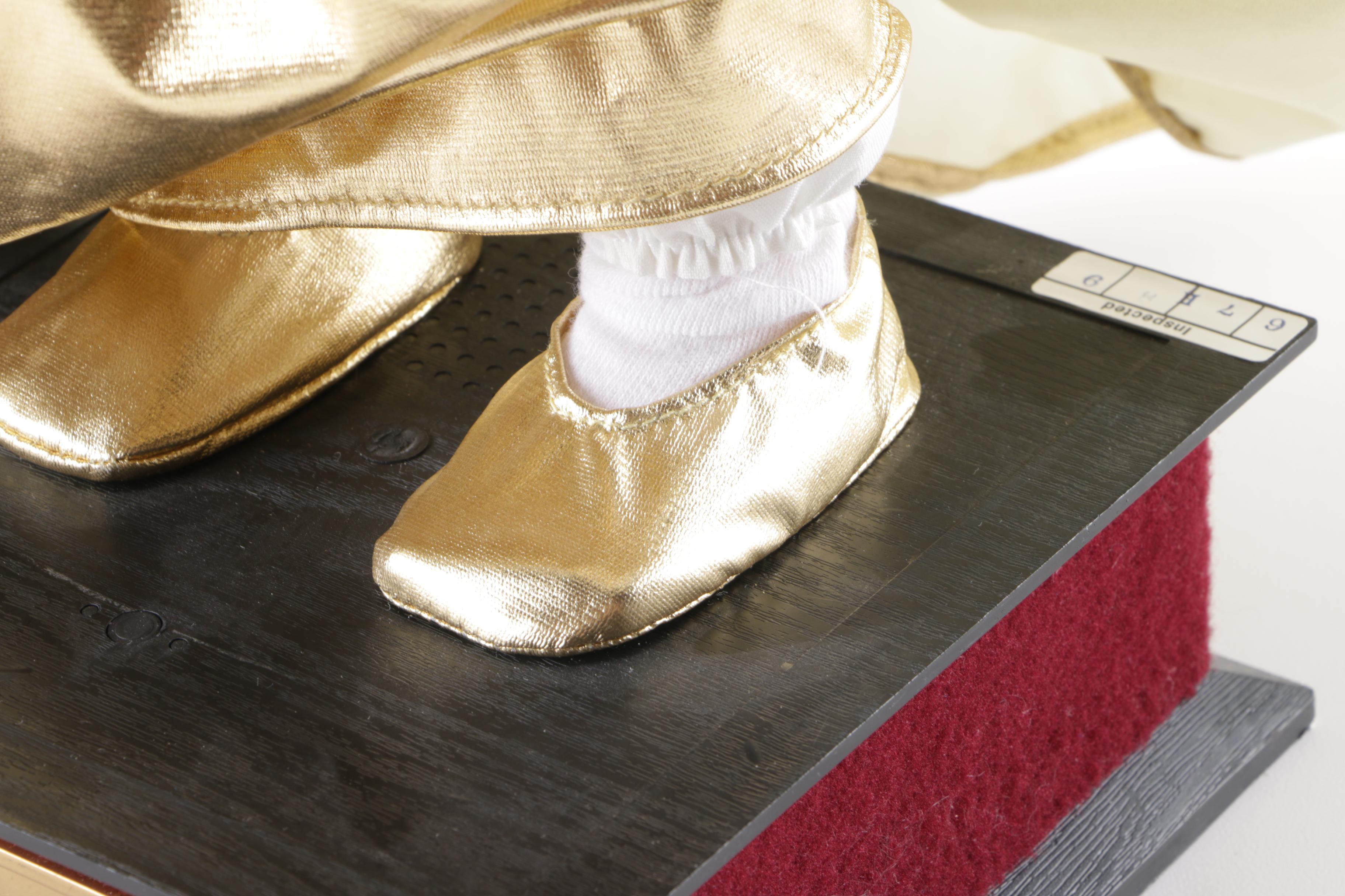 1993 Holiday Creations Electronic "Noel" Christmas Angel Doll