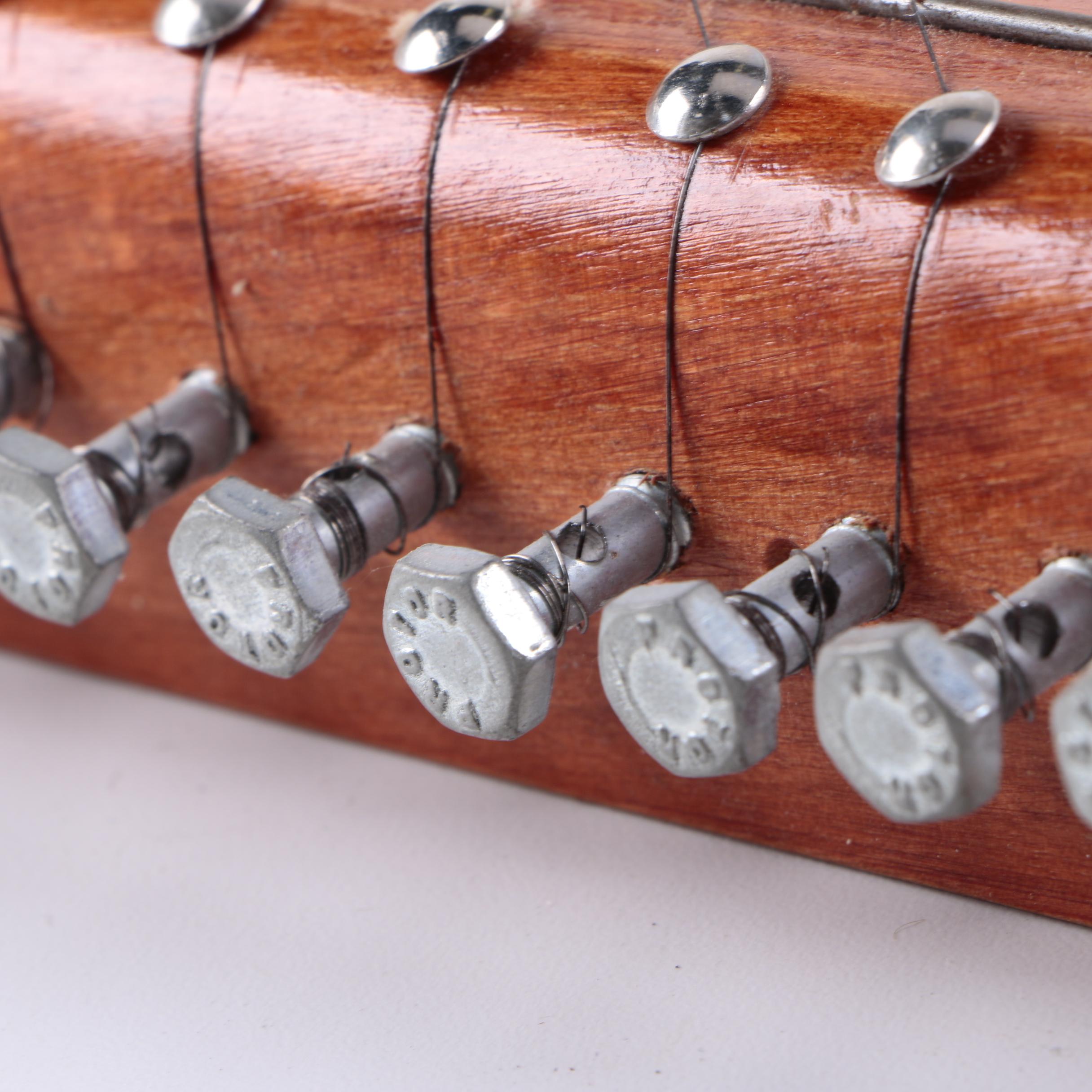 Arpa Magica Lap Harp with Music Chart