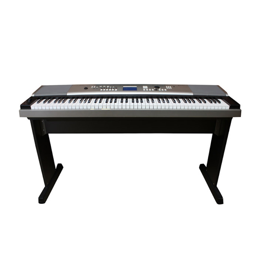 Yamaha YPG-535 Electronic Keyboard and Bench