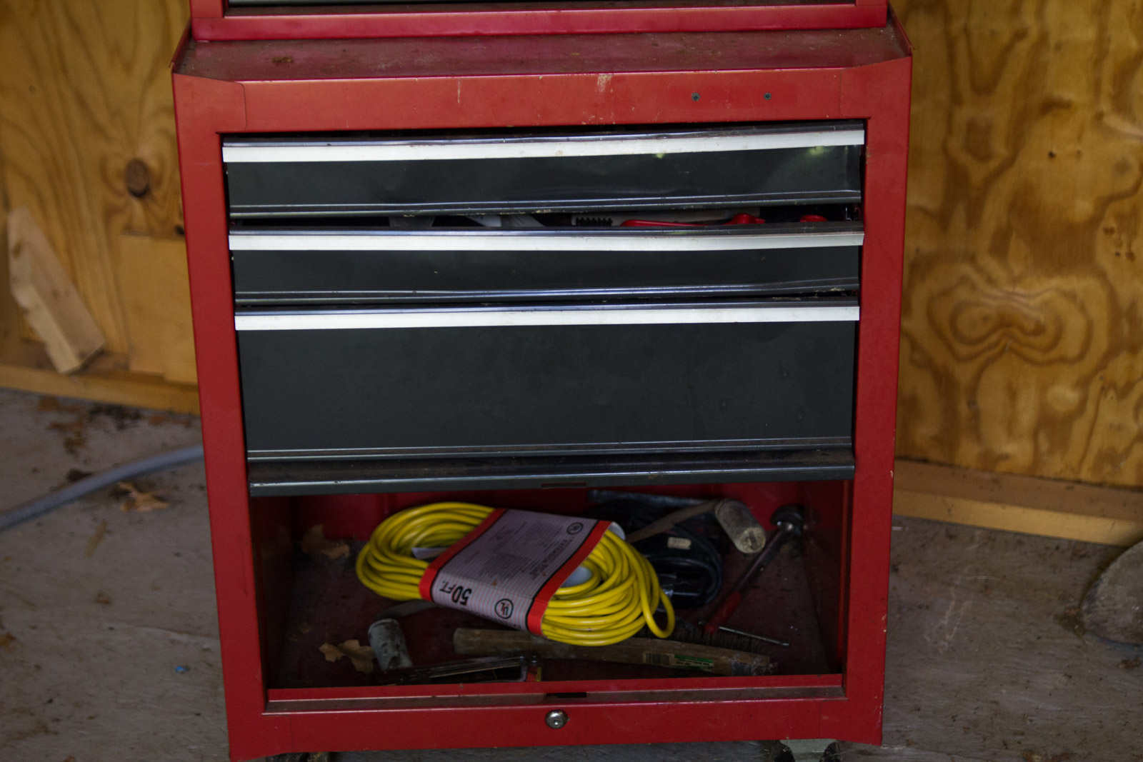 Craftsman Rolling Tool Chest with Assorted Tools