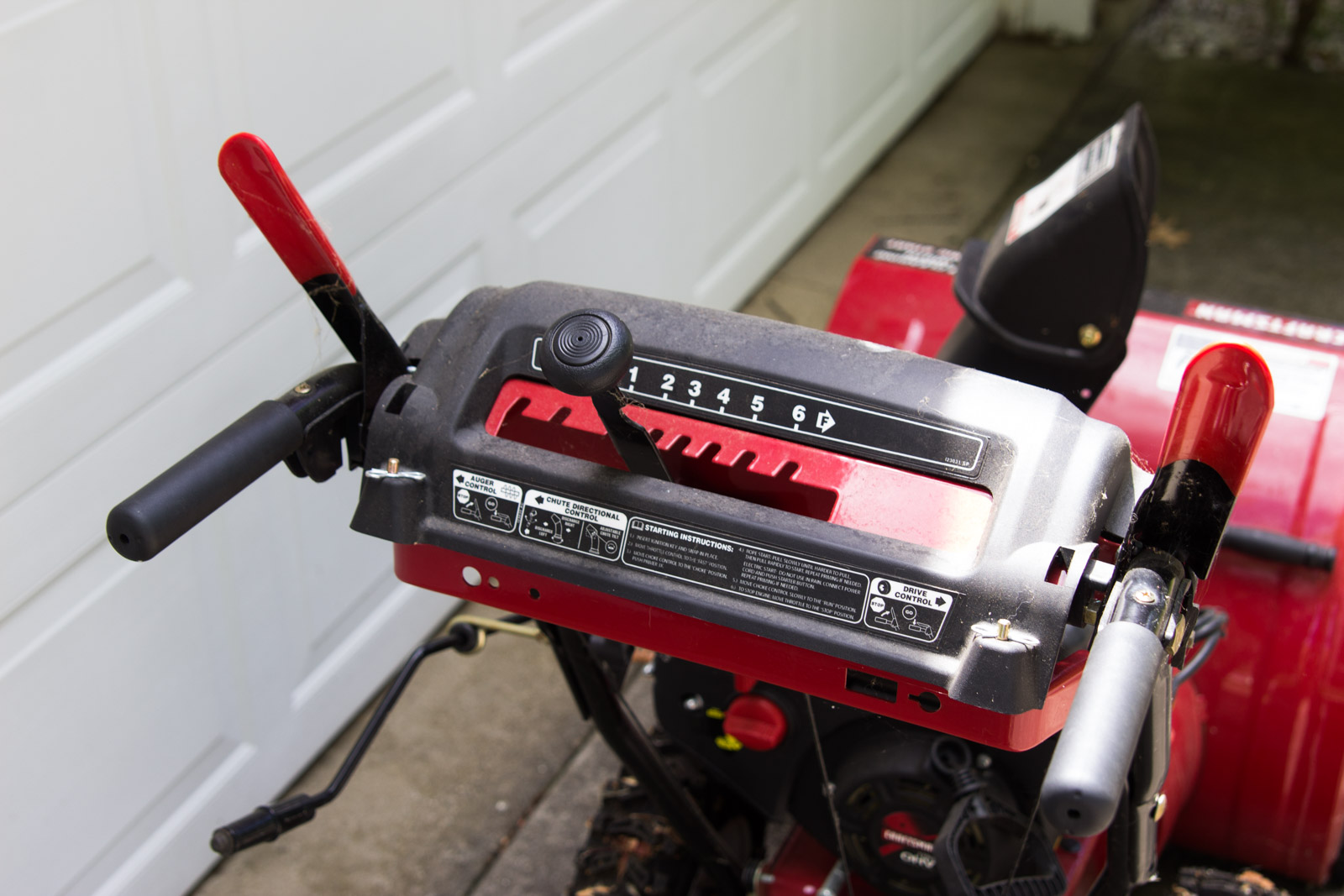 Craftsman 179 CC Gas-Powered Snow Blower