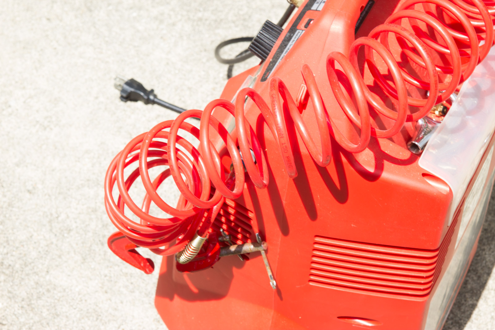 Husky Y1000 "Easy Air" 1.5 Gallon Electric Air Compressor