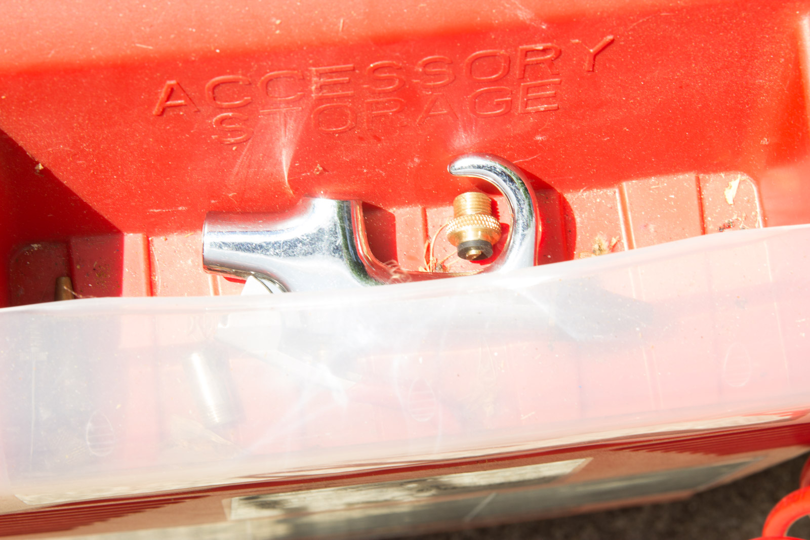 Husky Y1000 "Easy Air" 1.5 Gallon Electric Air Compressor