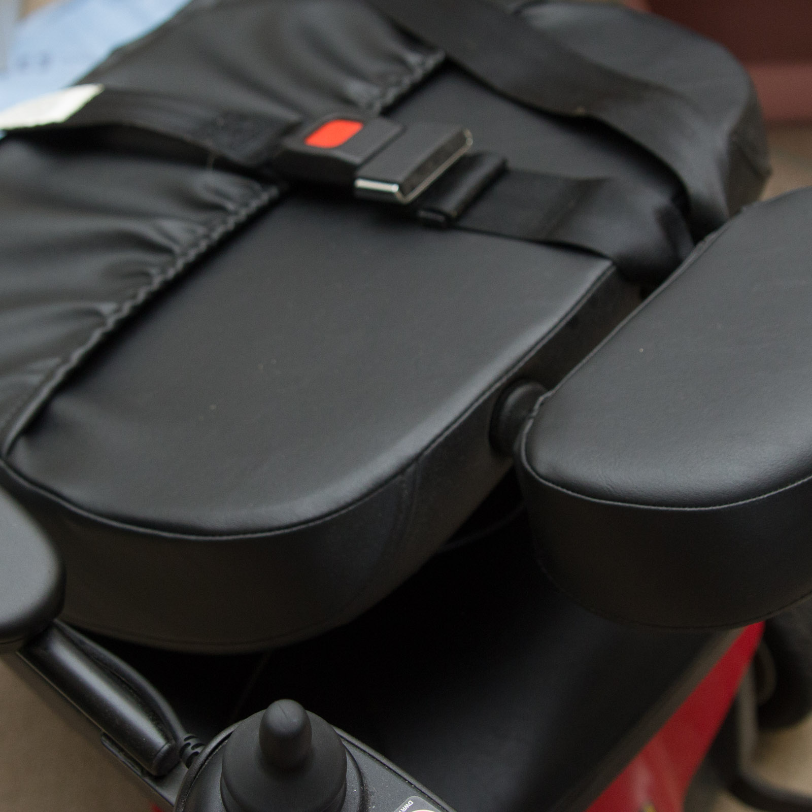 Pride Jazzy Elite ES Motorized Wheelchair