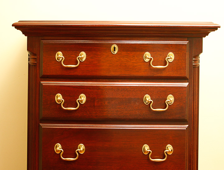 Vintage Chippendale Style Mahogany Dresser by Jamestown Sterling