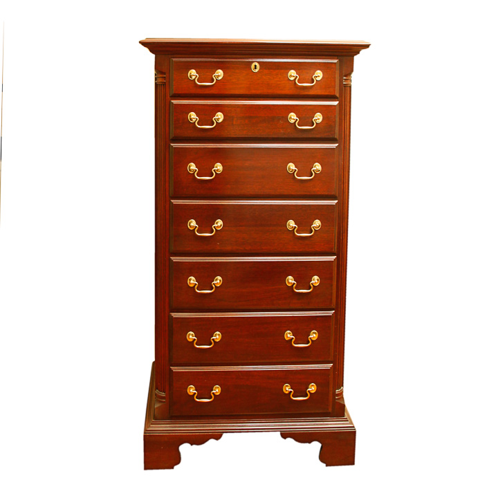 Vintage Chippendale Style Mahogany Dresser by Jamestown Sterling