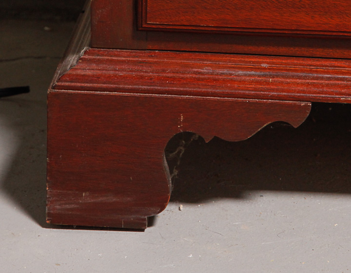 Vintage Chippendale Style Mahogany Dresser With Mirror