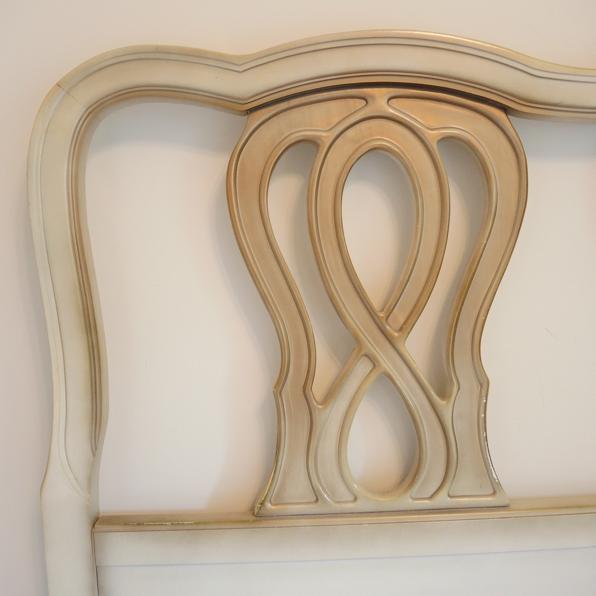 French Provincial Style Bedroom Set by Bassett Furniture