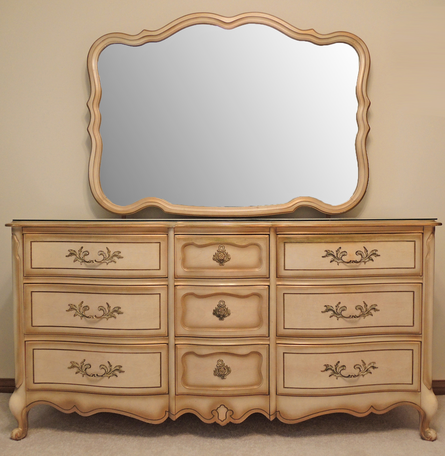 French Provincial Style Bedroom Set by Bassett Furniture