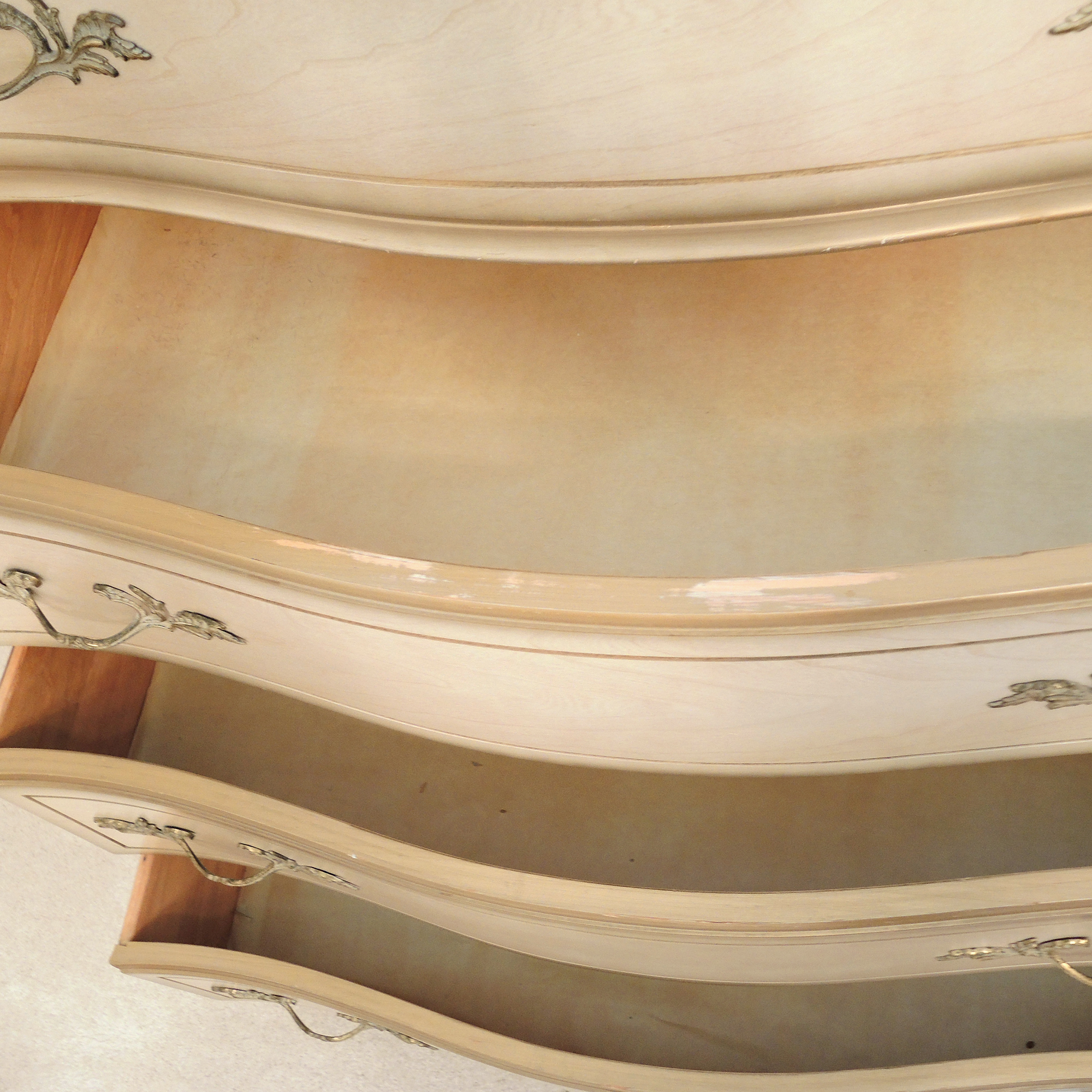 French Provincial Style Bedroom Set by Bassett Furniture