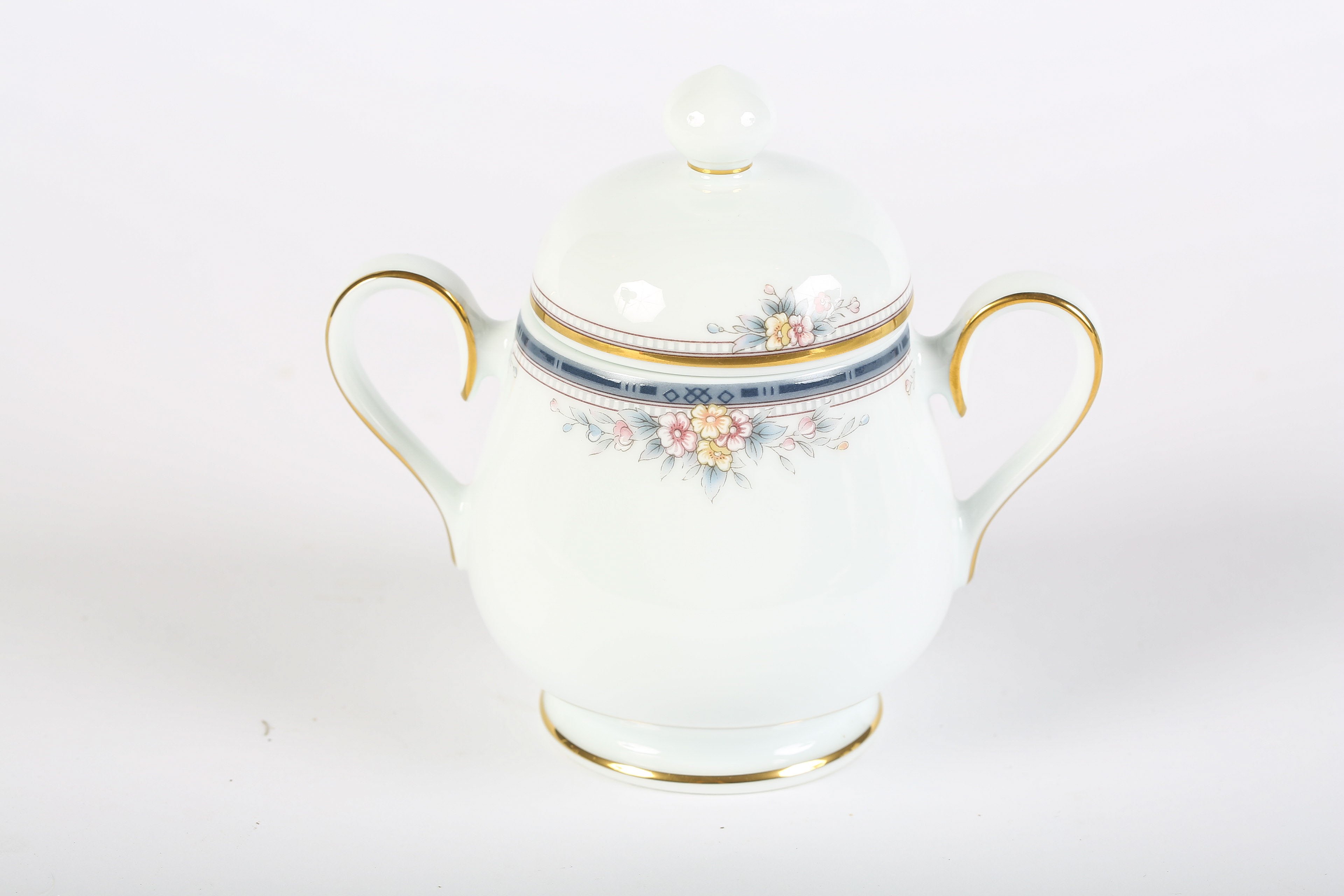 Noritake "Ontario" 40-Piece China Set