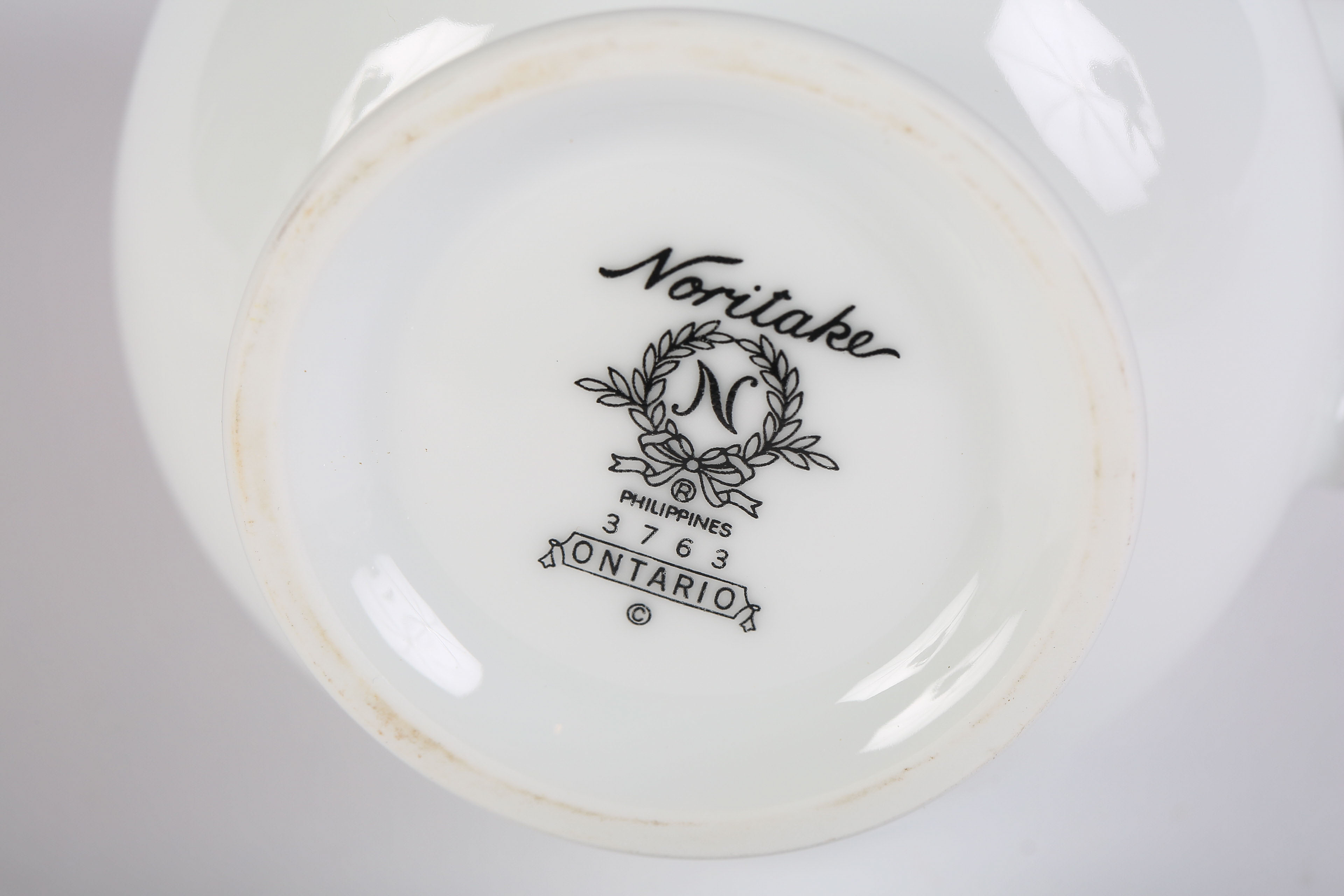 Noritake "Ontario" 40-Piece China Set