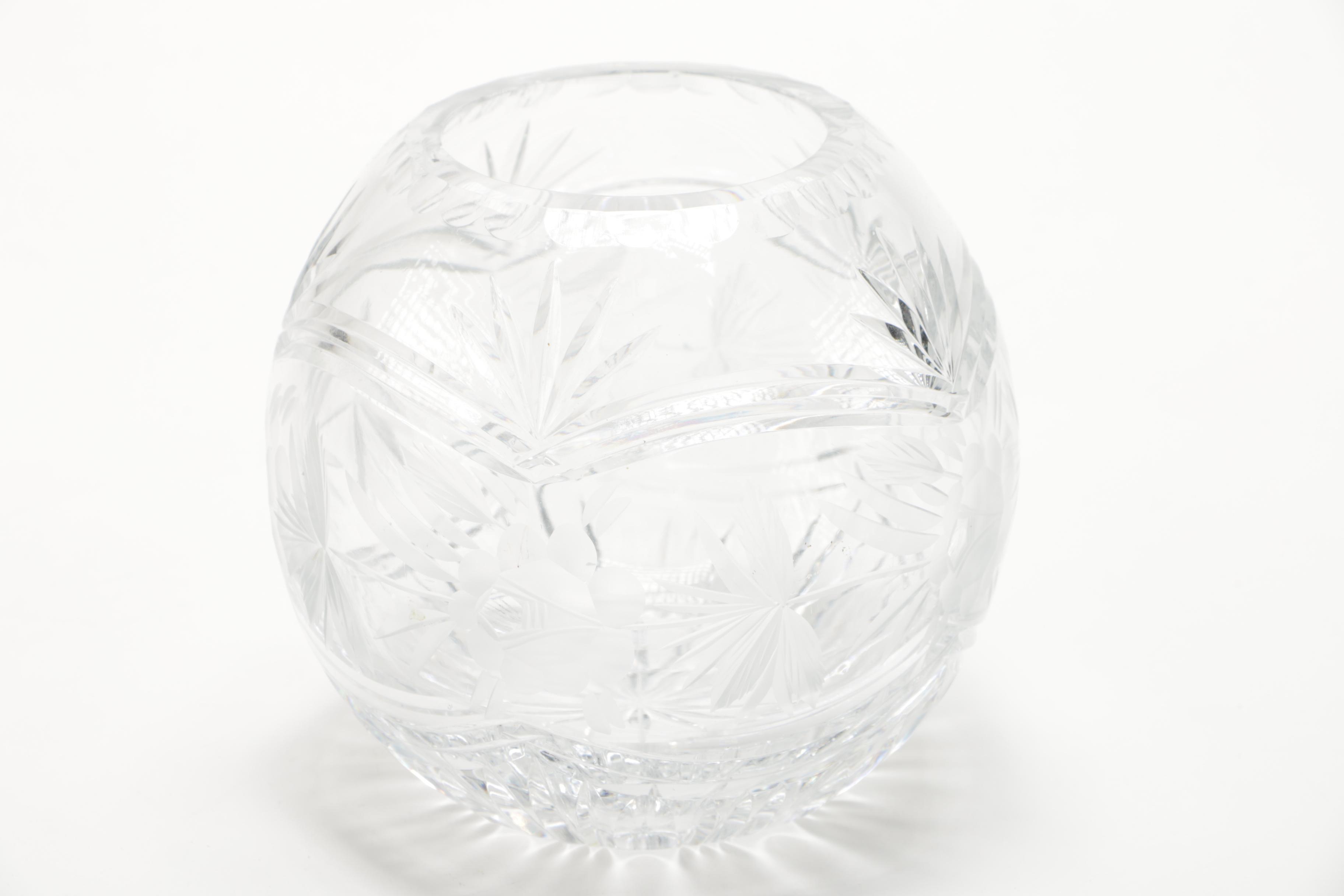 Crystal Entertaining Dishes Featuring Atlantis