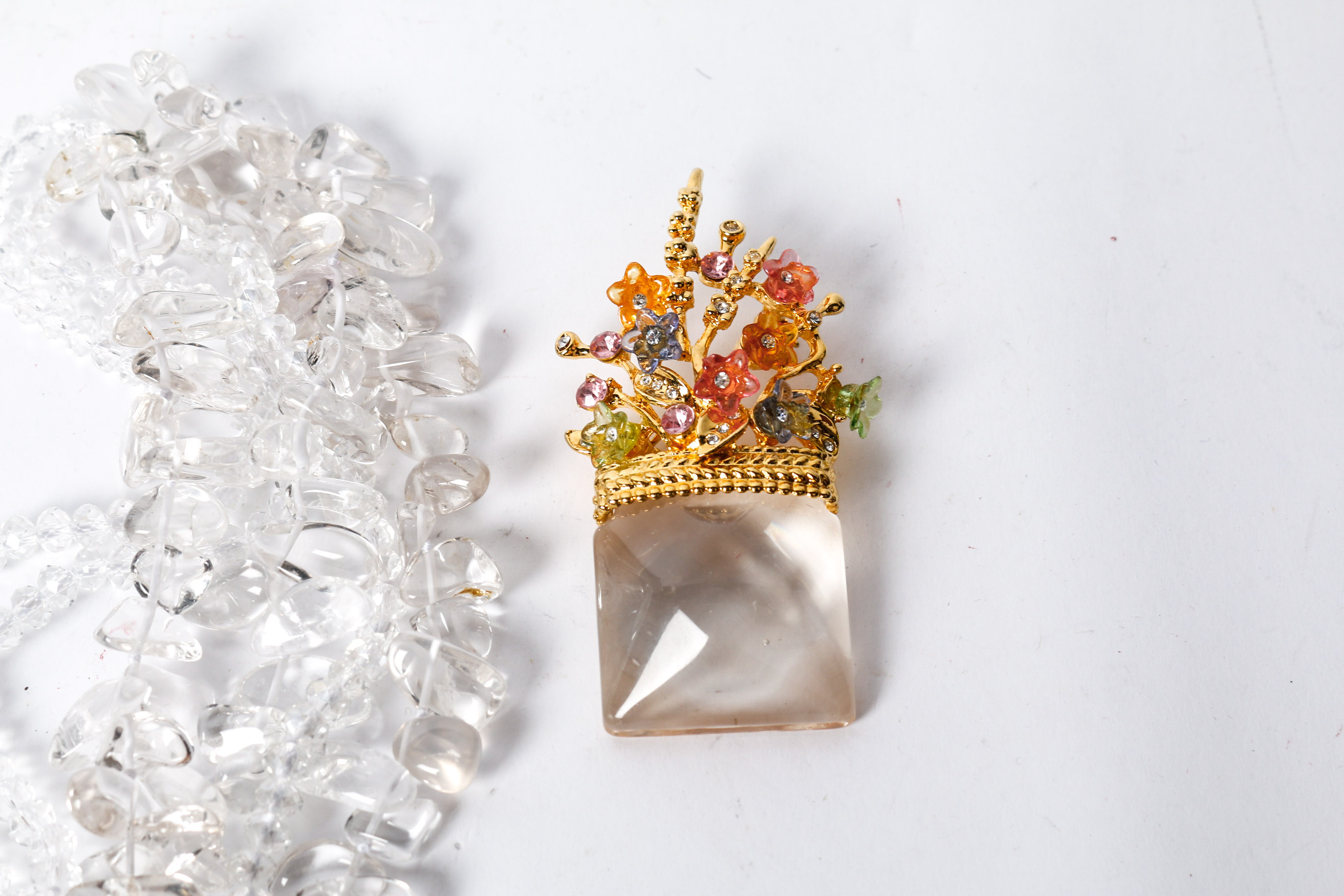 Polished Glass Necklace With Floral Brooch