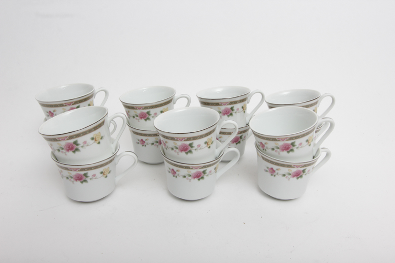 Collection of Ranmaru Crescent Fine China "Rose Tapestry"