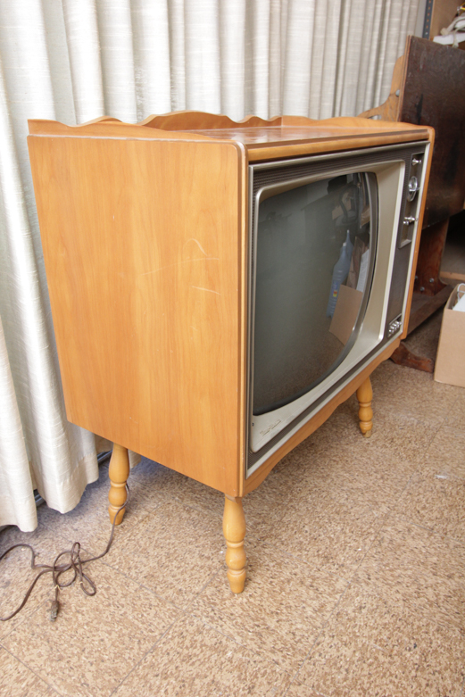 Vintage 1950s RCA Victor TV