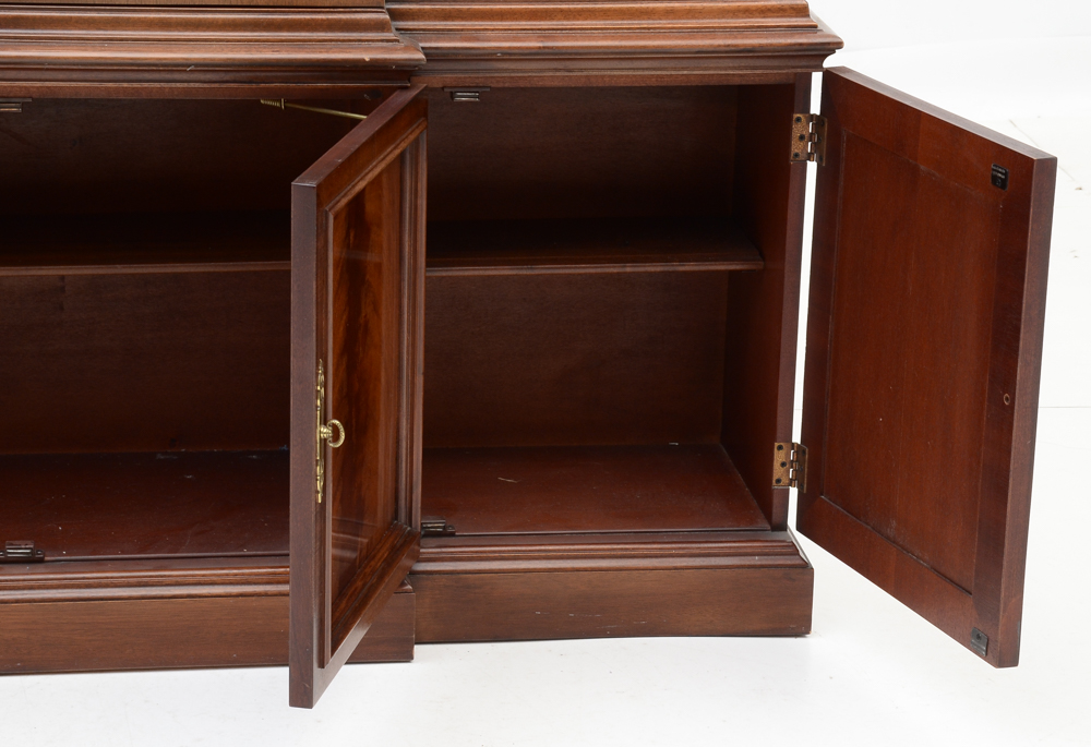 Mahogany Finish Breakfront China Cabinet