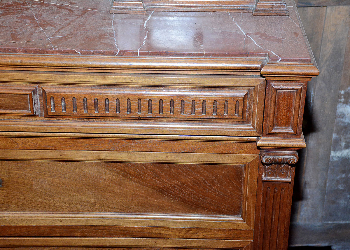Antique Eastlake Style Marble Top Chest of Drawers With Vanity Mirror