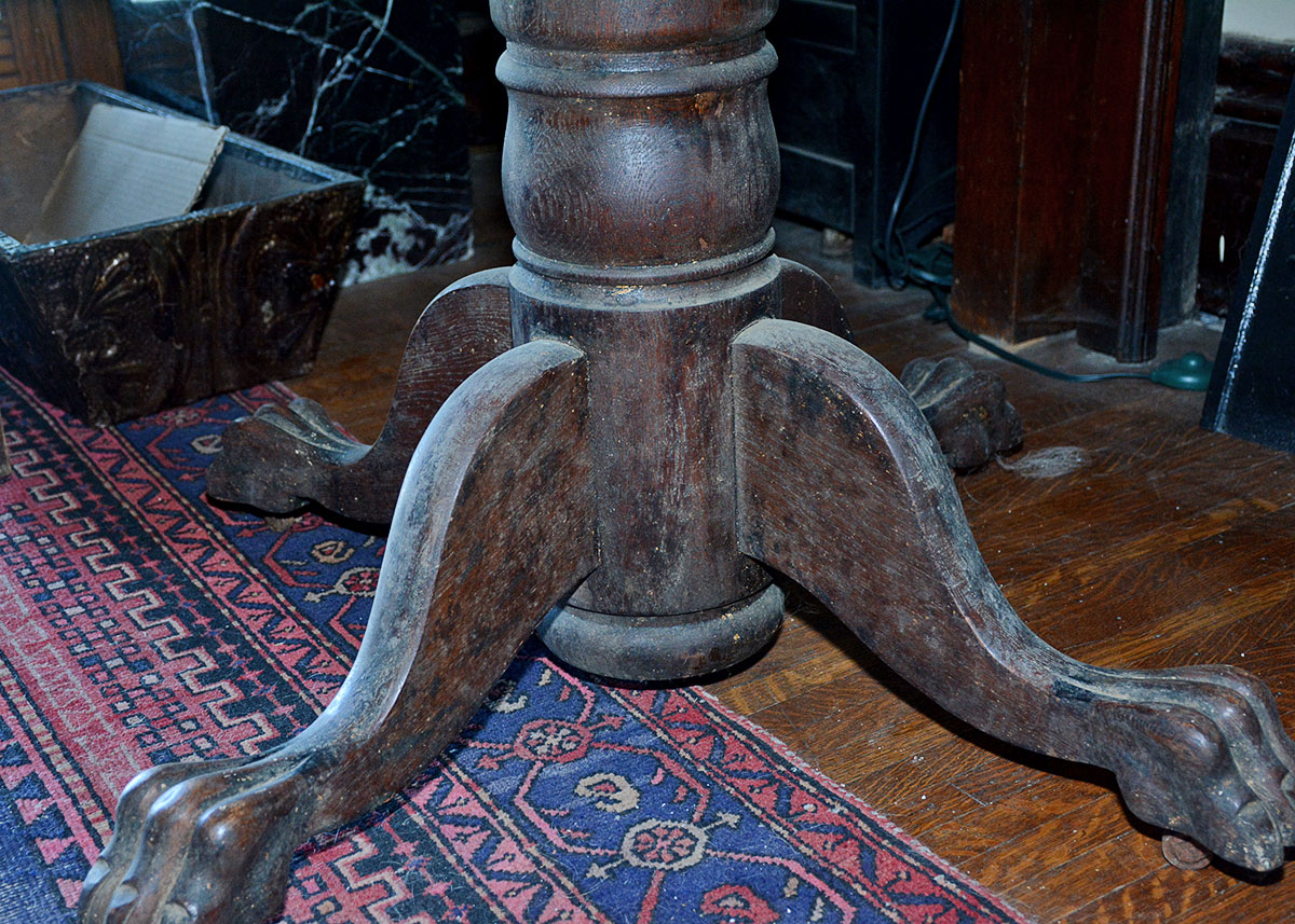 Antique Oak Pedestal Dining Table
