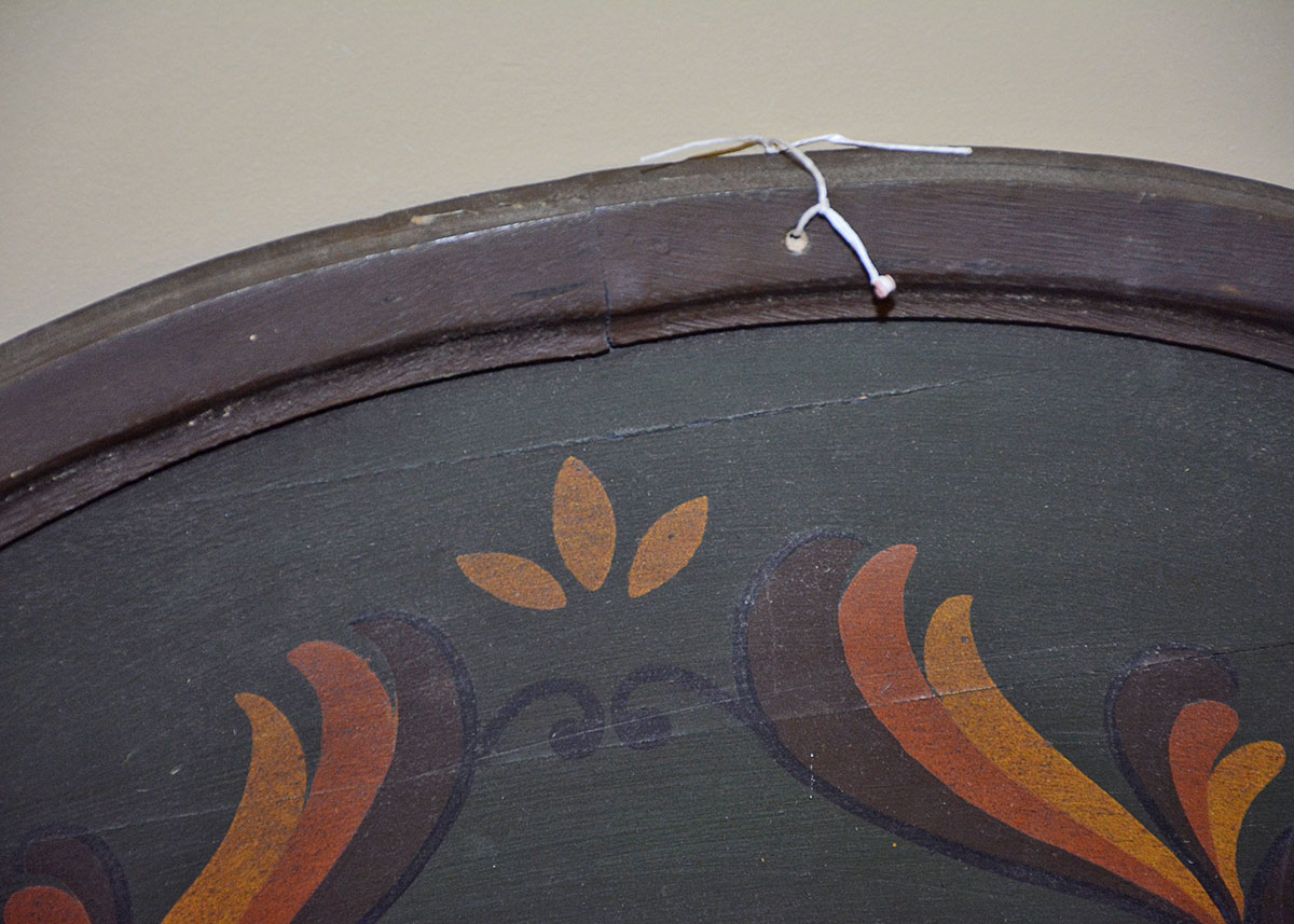 Hand-Painted Wooden Sign "King's Head"