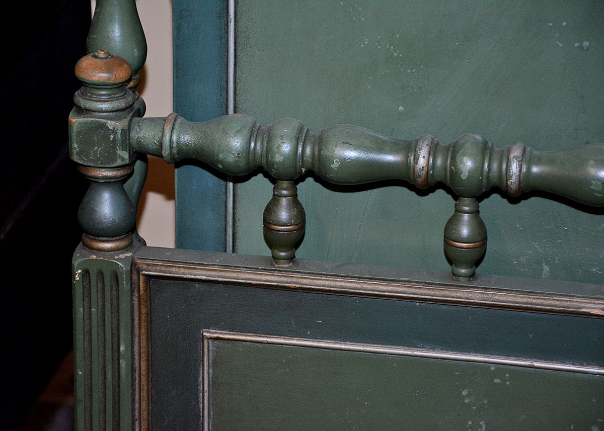 Vintage Berkey & Gay Furniture Hand Painted Bedframe