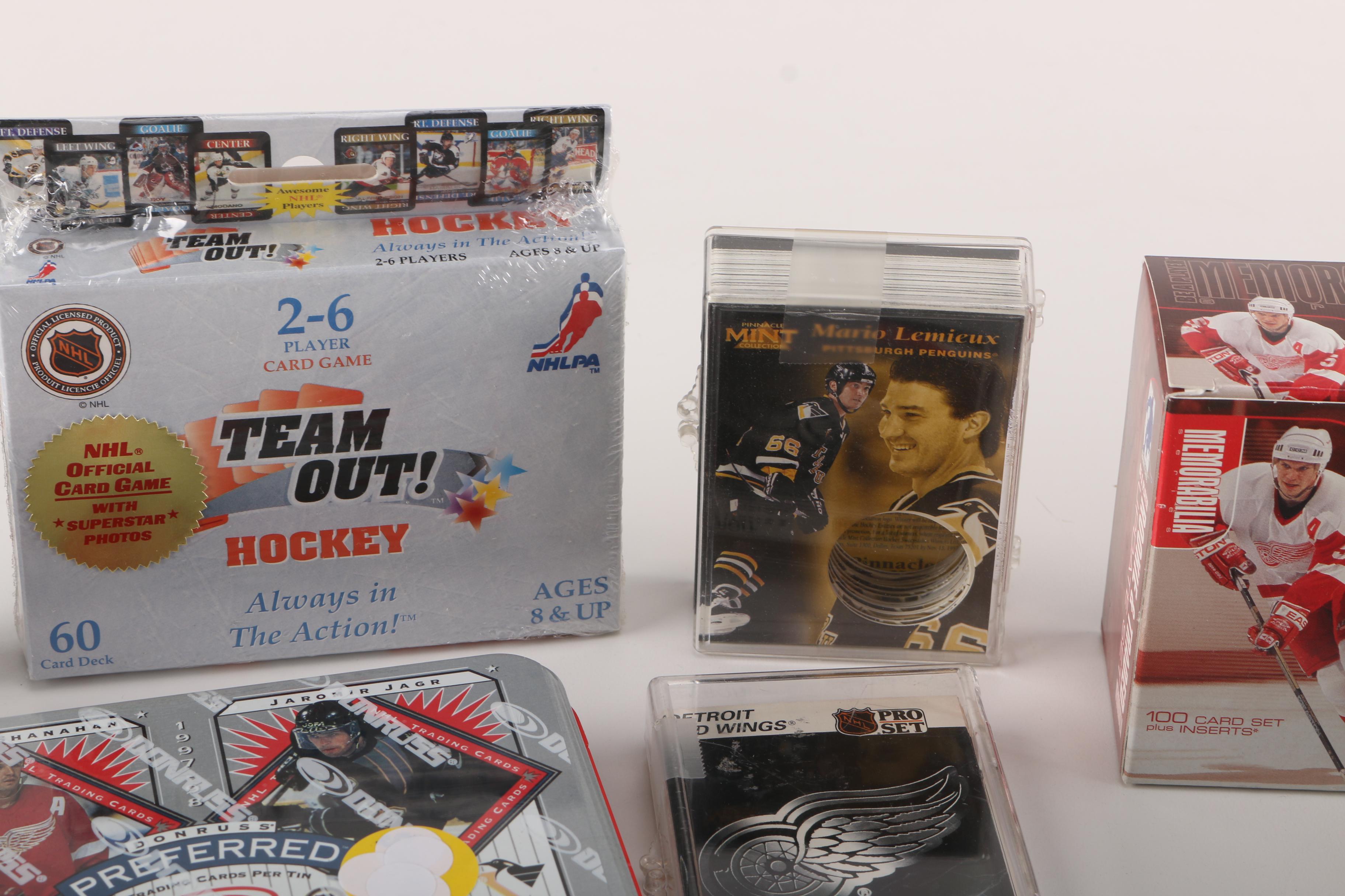 Assorted Detroit Red Wings Hockey Memorabilia