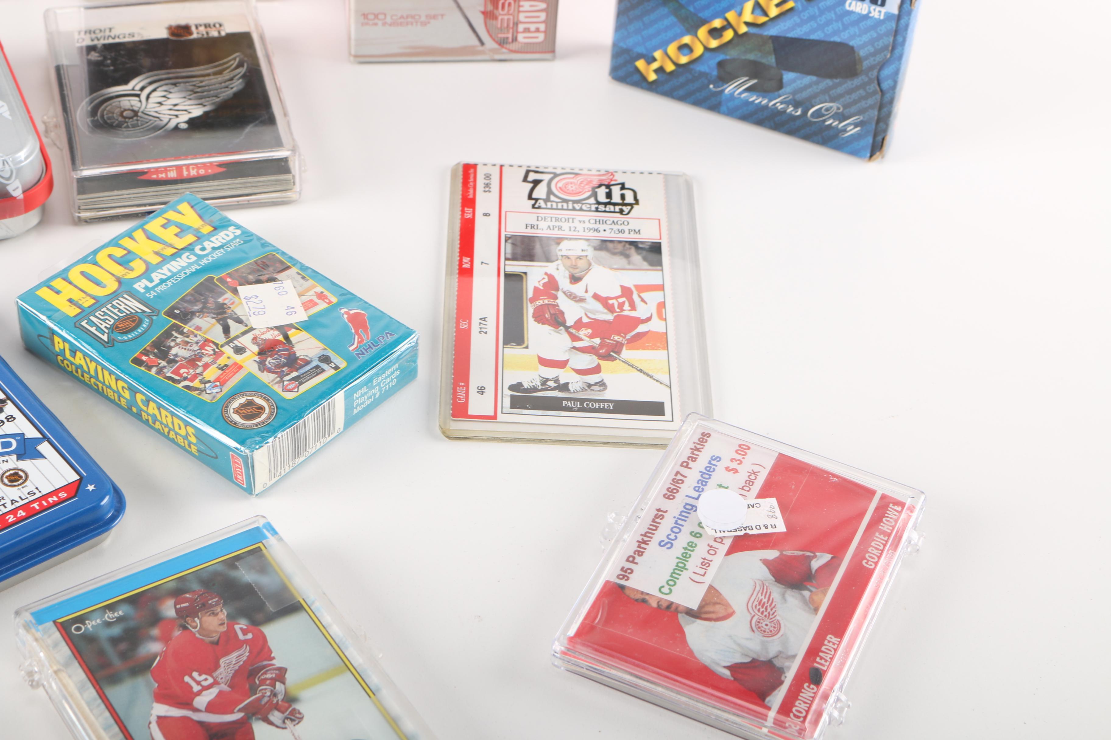 Assorted Detroit Red Wings Hockey Memorabilia