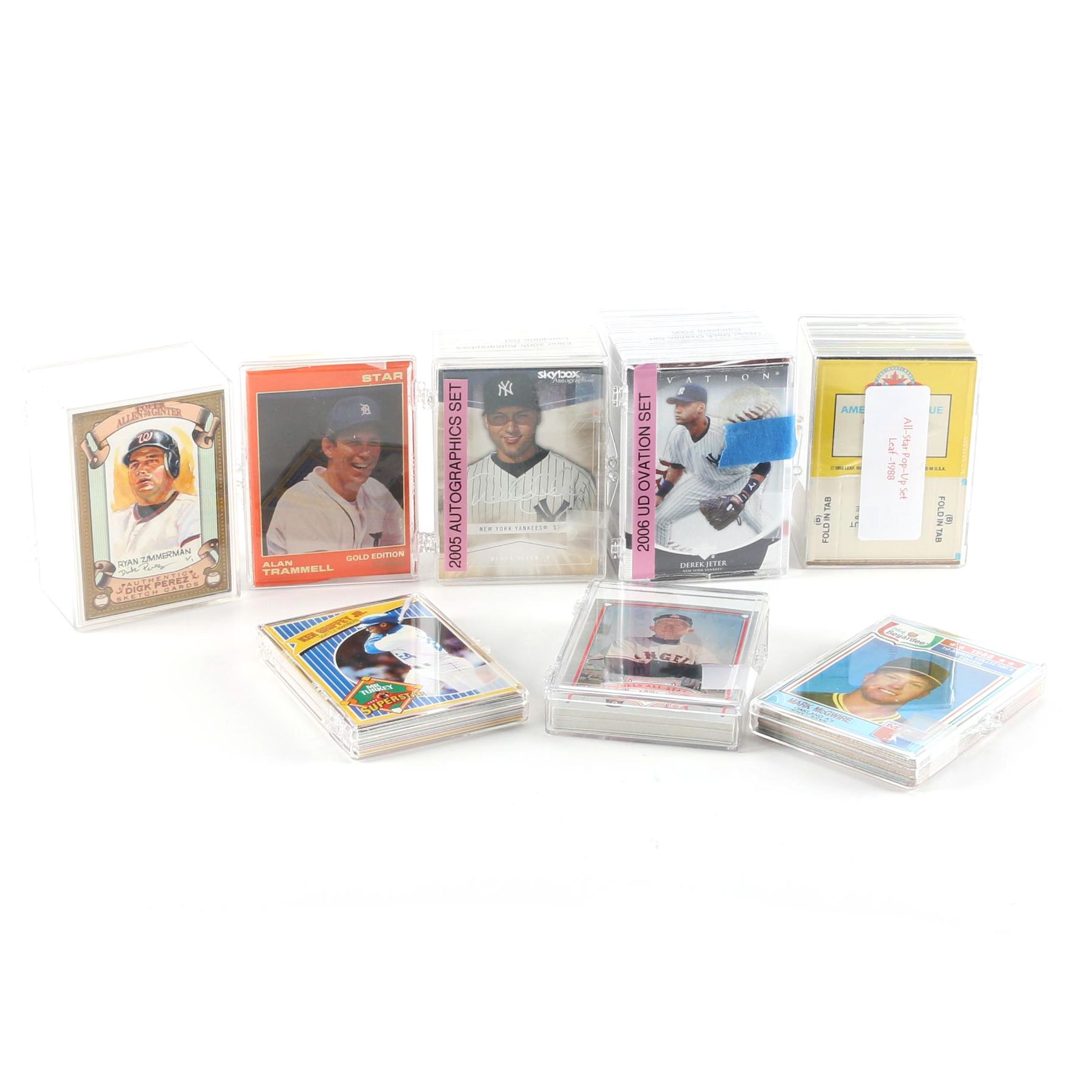 Assortment of Baseball Cards