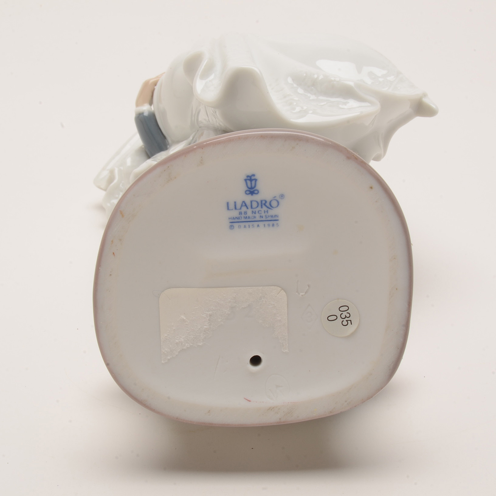 Lladro Wedding Couple "Over the Threshold" Figurine