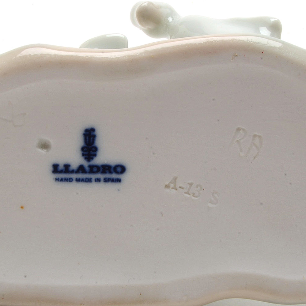 Lladró "Little Ducks After Mother" Figurine