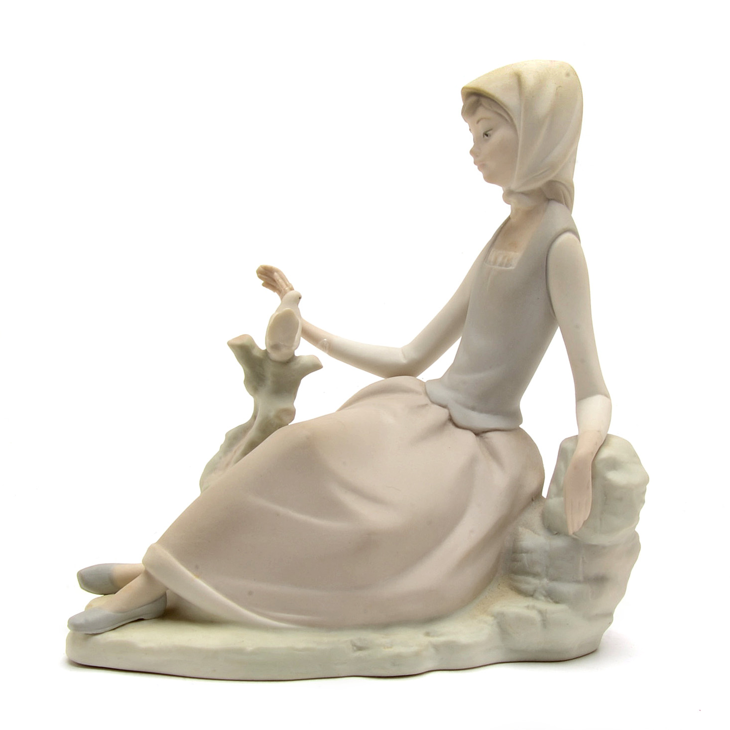Lladró "Shepherdess with Dove" Figurine