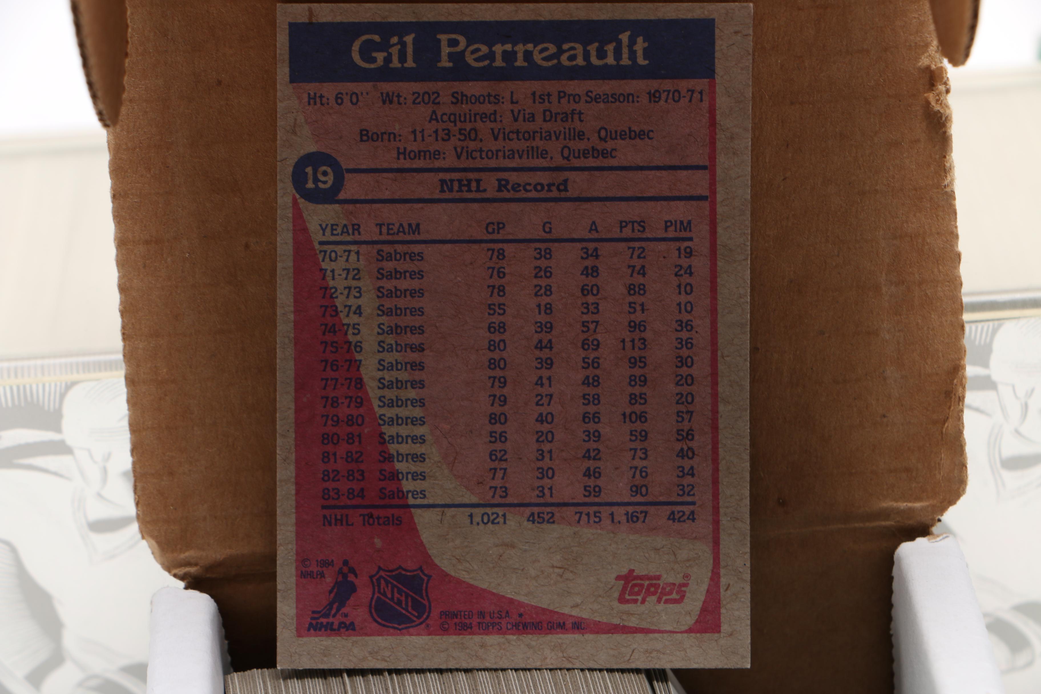 Assortment of Hockey Cards