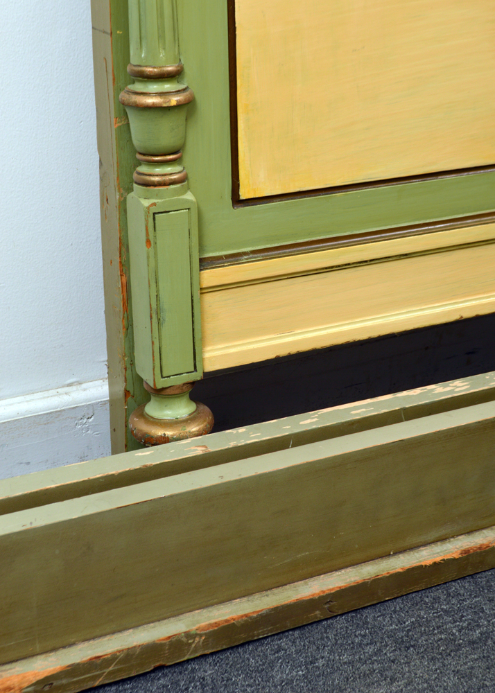 Vintage French Provincial Style Hand Painted Queen Size Bed Frame