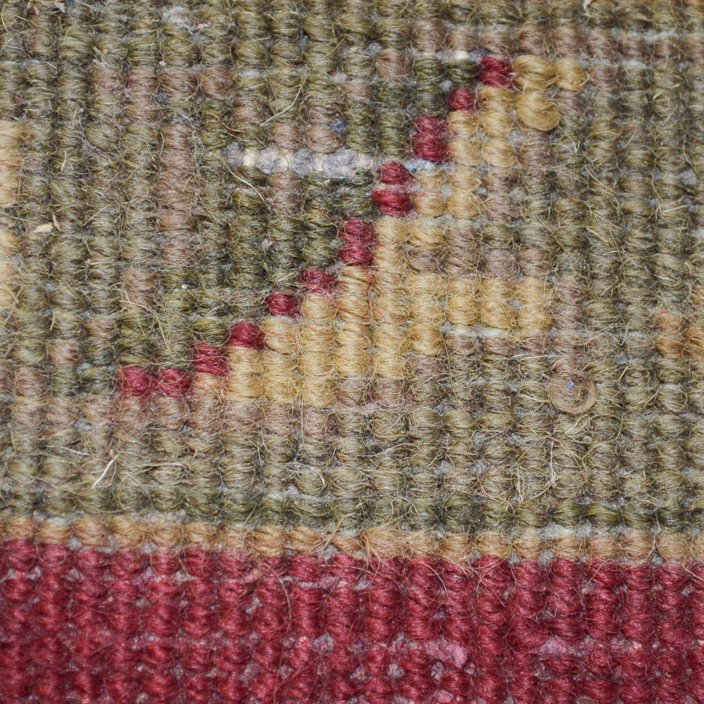 Power-Loomed Couristan "Shiraz" Wool Area Rug