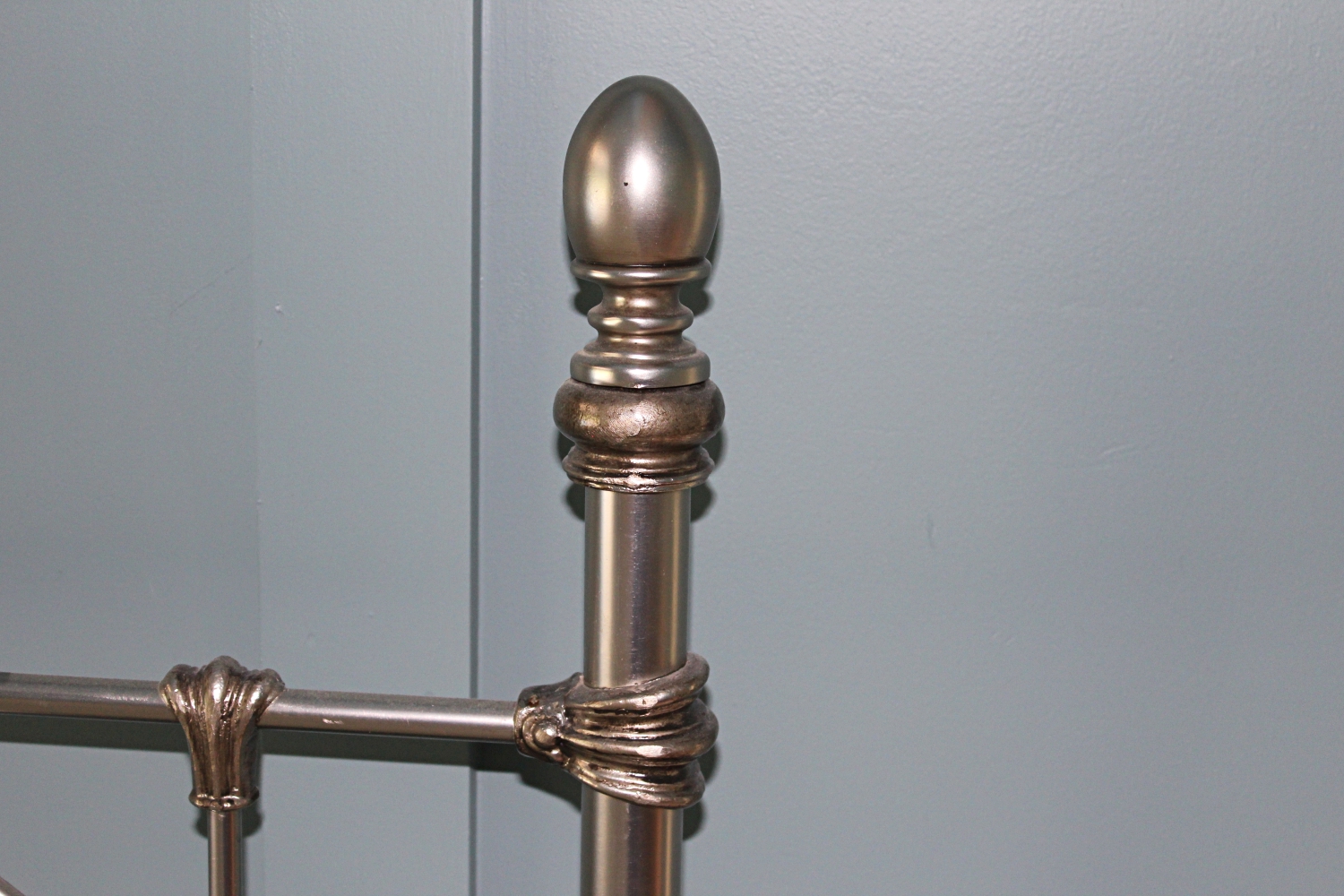 King Size Metal Scroll Headboard