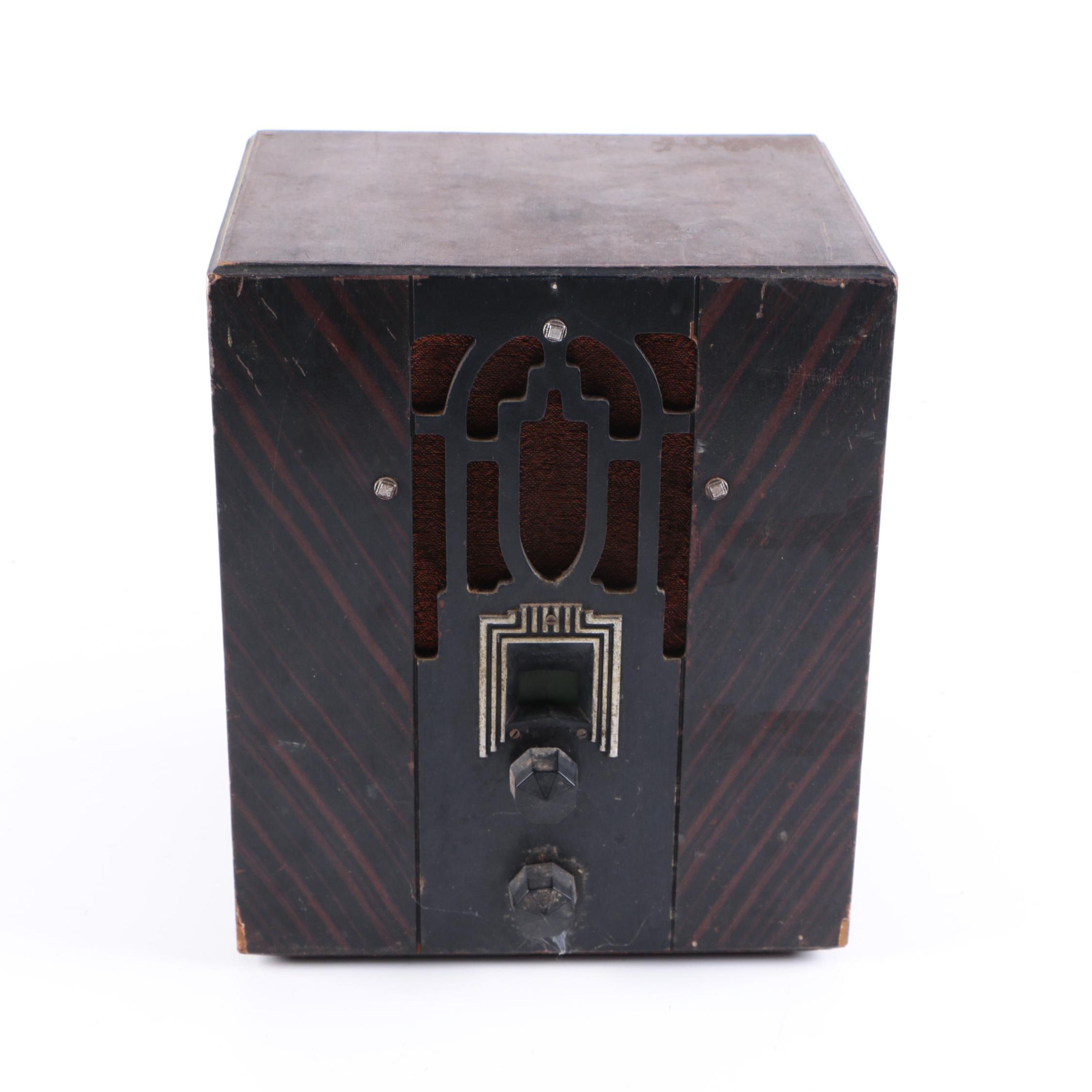 Vintage Crosley Model 5M3 "Fiver Junior" Tombstone Radio