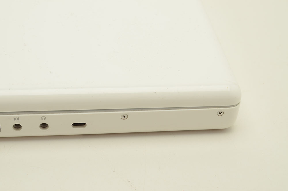 13" MacBook Laptop Computer