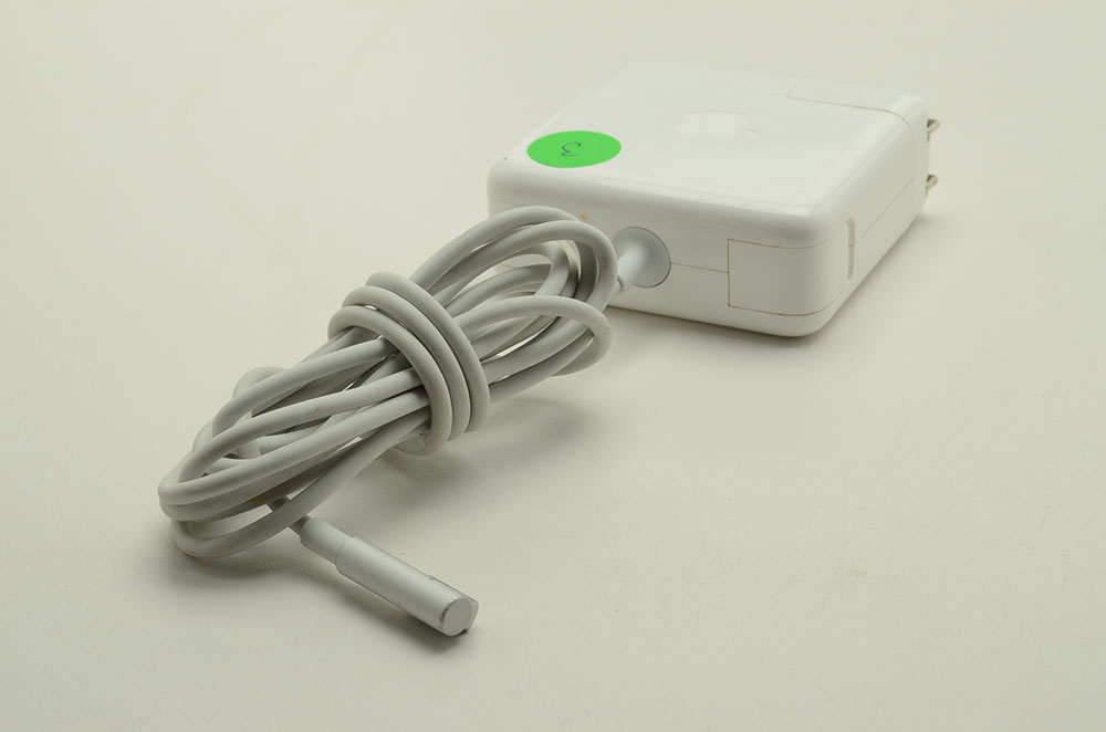 13" MacBook Laptop Computer