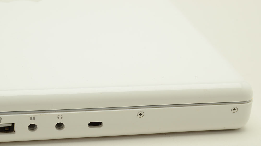 13" MacBook Laptop Computer