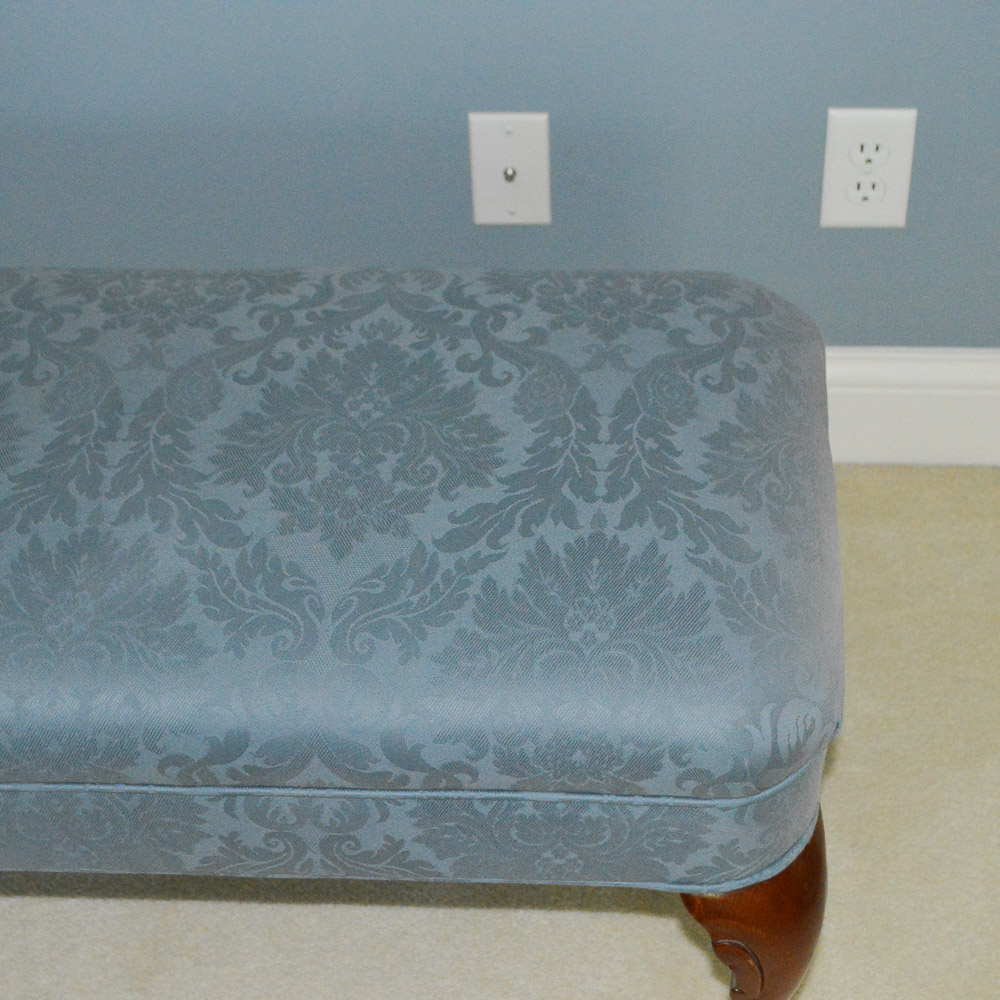 Queen Anne Style Upholstered Bench by Fairfield