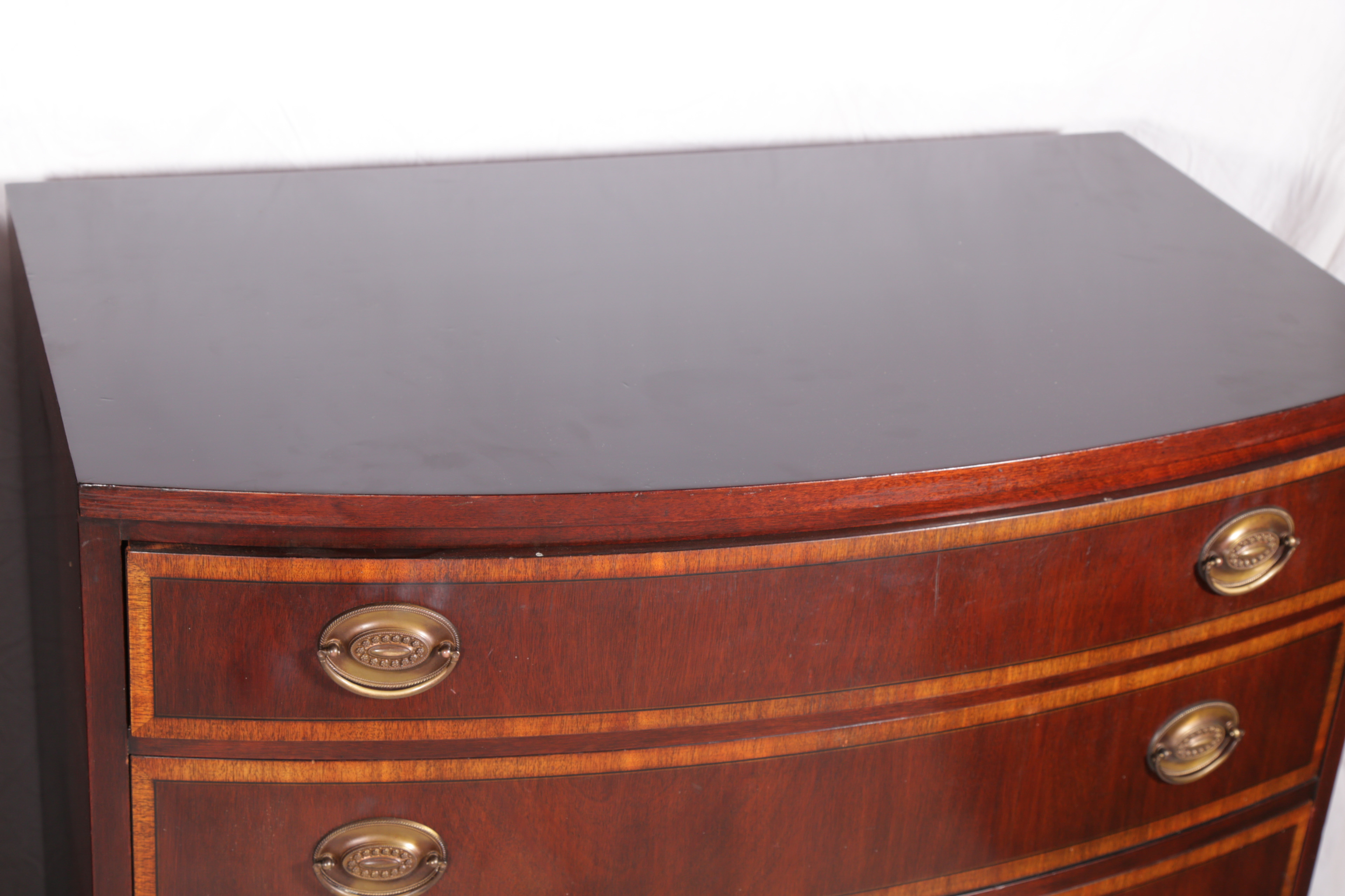 Vintage Hepplewhite Style Mahogany Chest of Drawers by Johnson Furniture