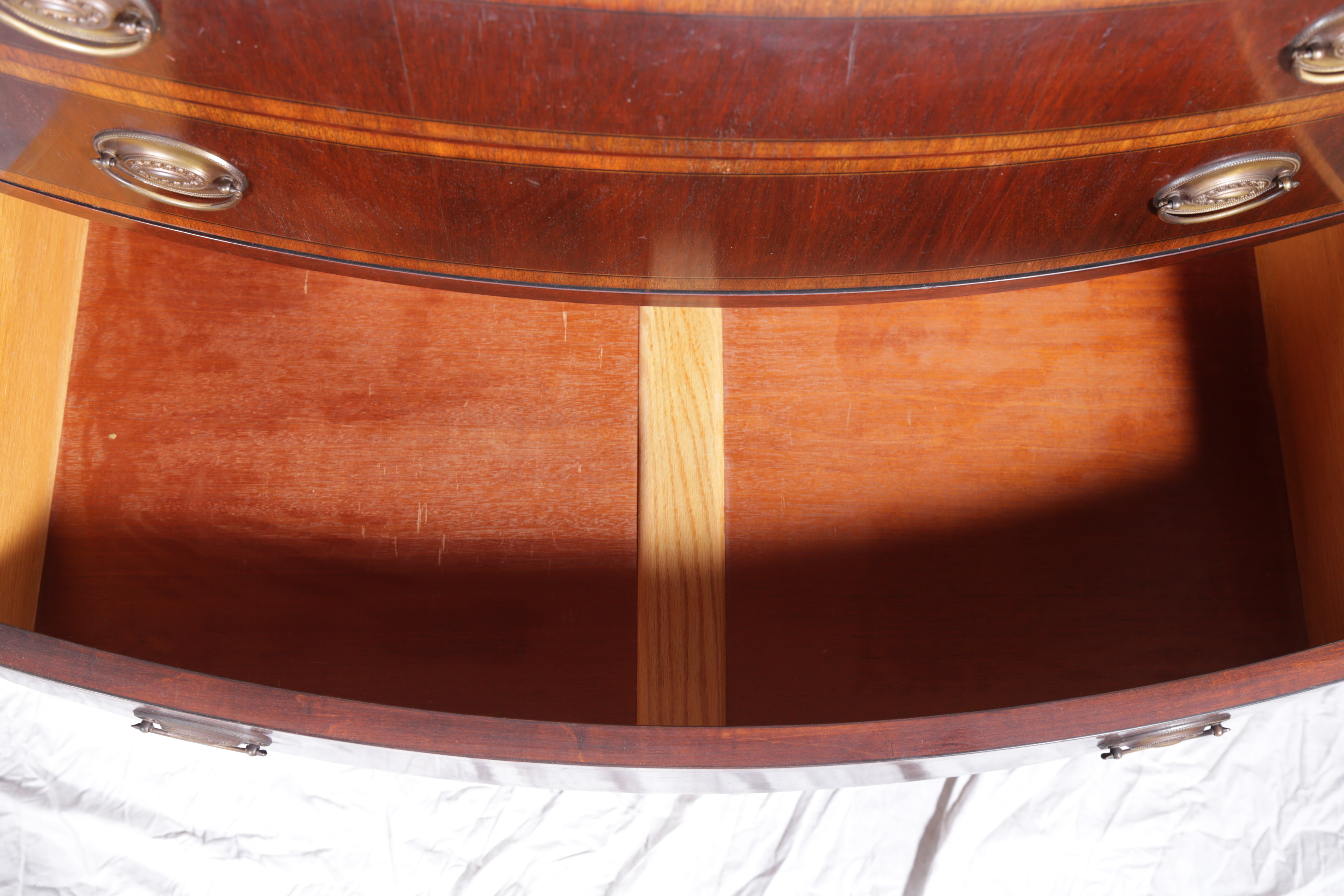 Vintage Hepplewhite Style Mahogany Chest of Drawers by Johnson Furniture