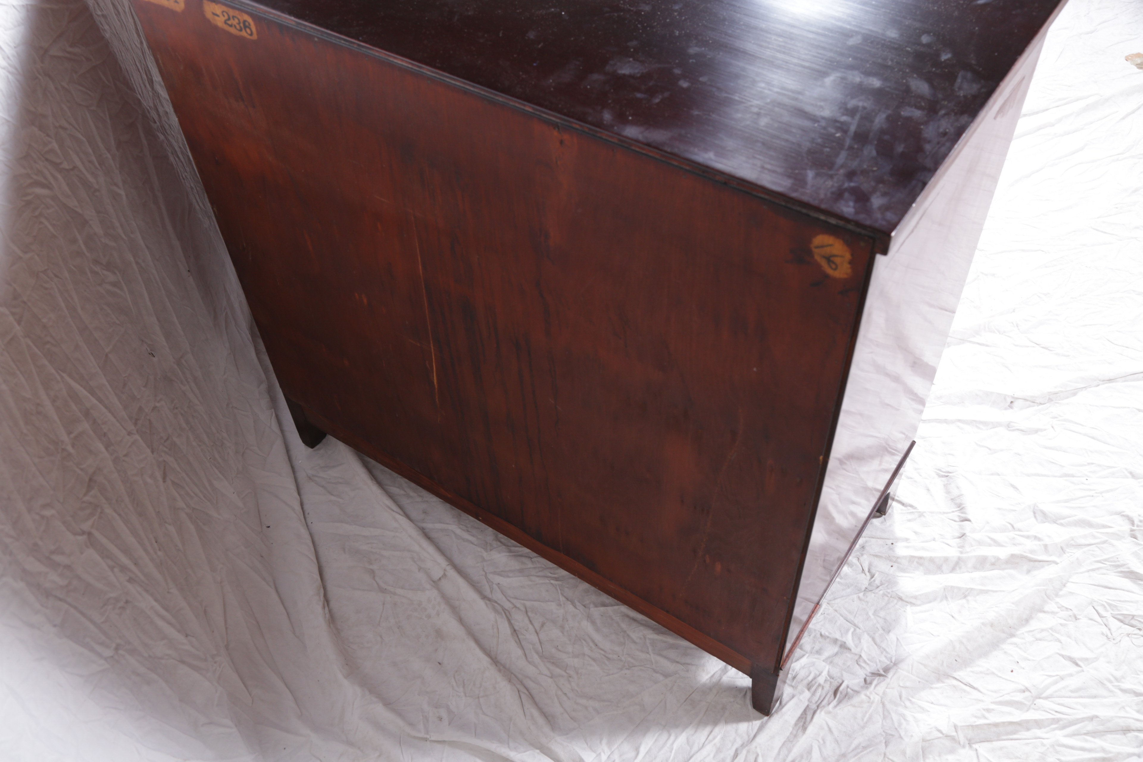 Vintage Hepplewhite Style Mahogany Chest of Drawers by Johnson Furniture