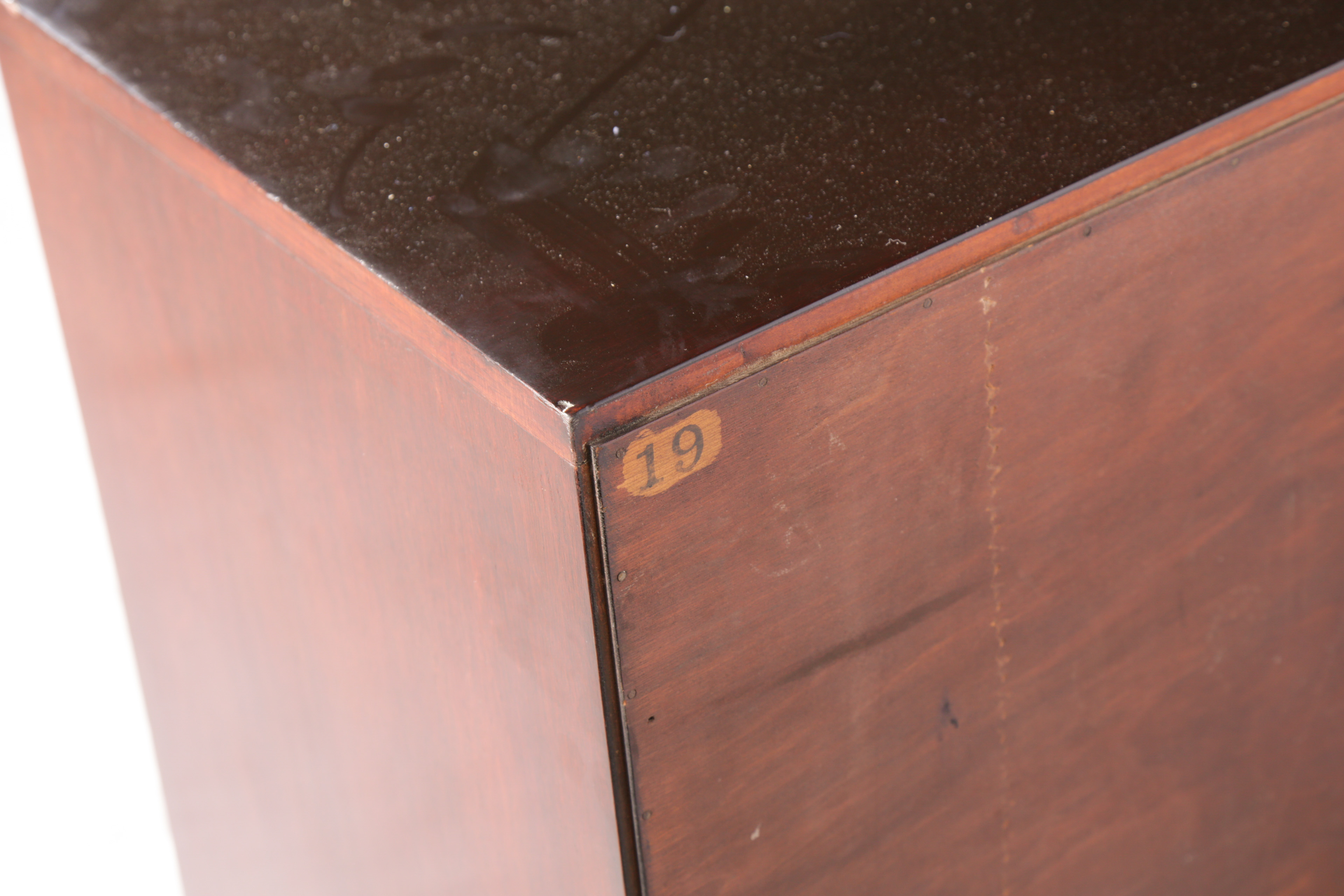 Vintage Hepplewhite Style Mahogany Chest of Drawers by Johnson Furniture