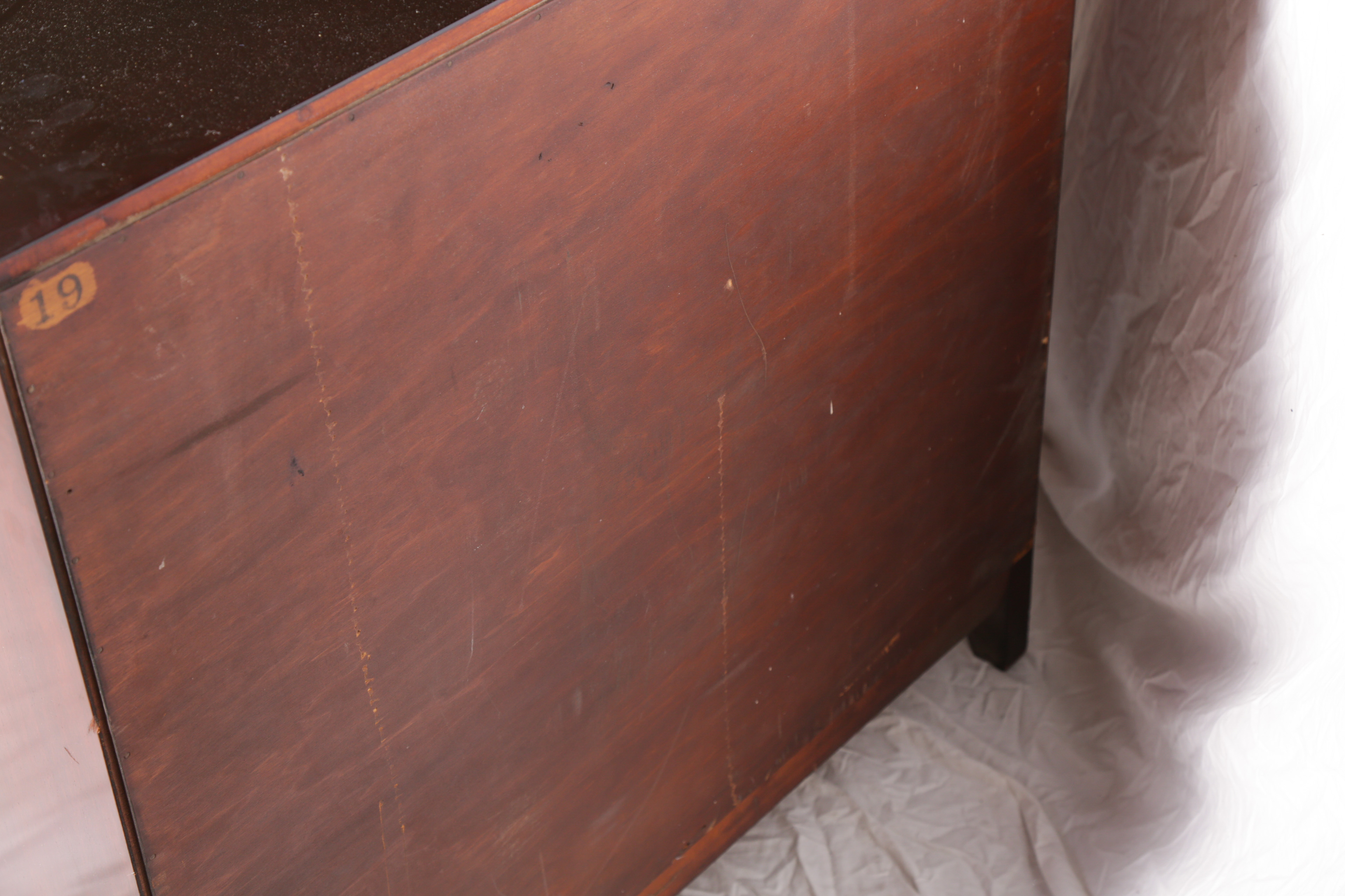 Vintage Hepplewhite Style Mahogany Chest of Drawers by Johnson Furniture