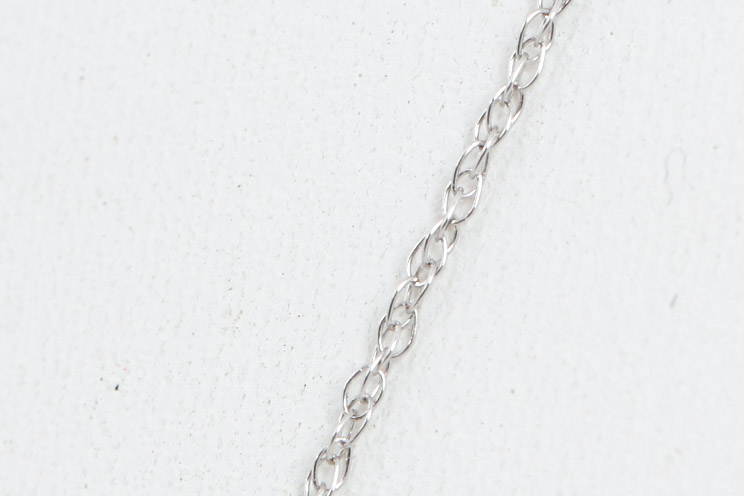 10K White Gold and Diamond Pendant Necklace