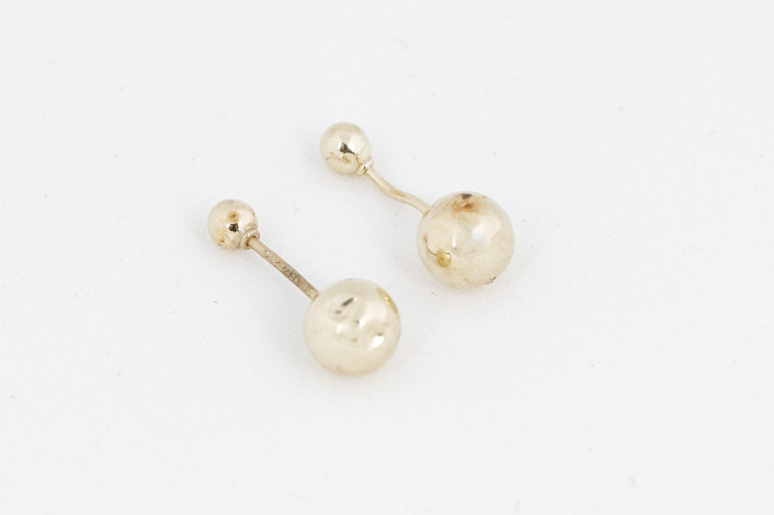 Pair of 14K Yellow Gold Stud Earings